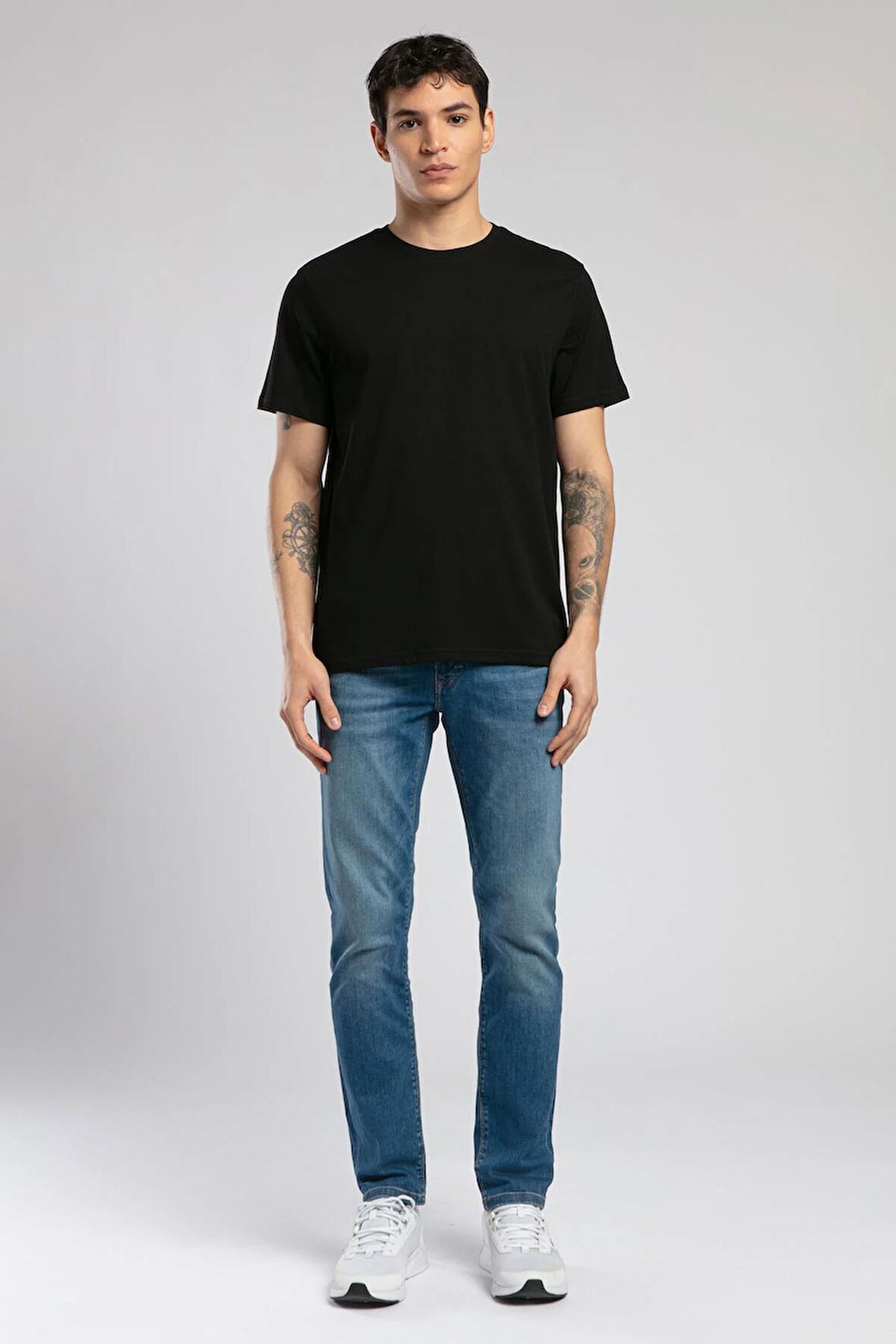 Baselo Erkek O Yaka T-Shirt Siyah