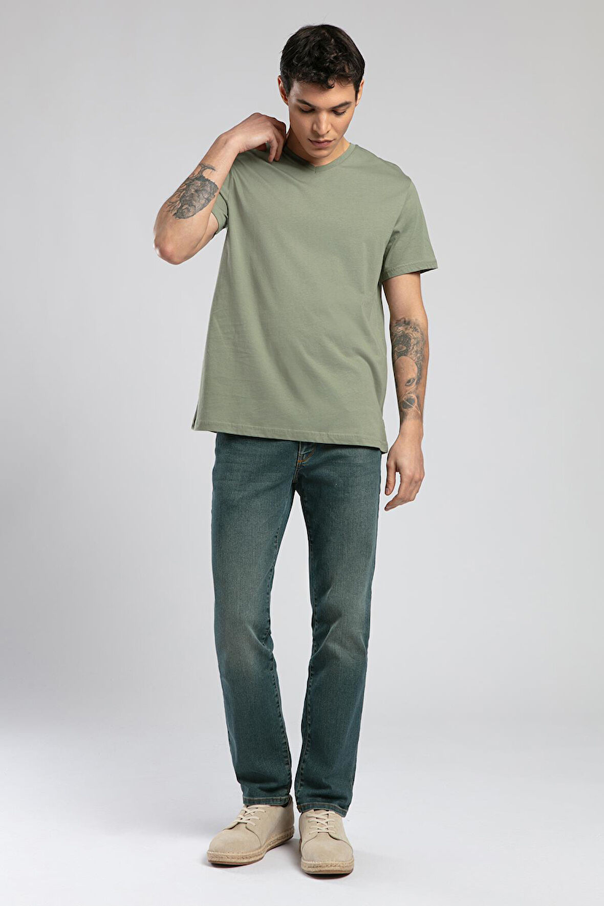 Jonat Erkek V Yaka T-Shirt Haki