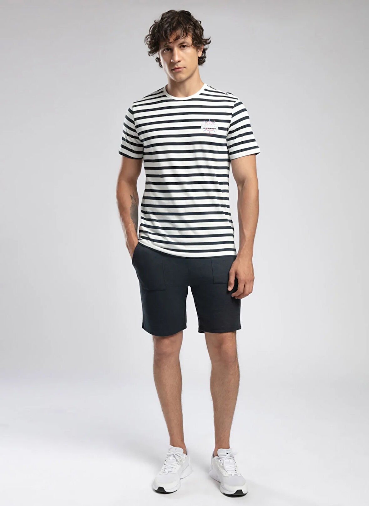 Lee Cooper Yuvarlak Yaka Gri Erkek T-Shirt 252 LCM 242064 EDDY EKRU-GRİ