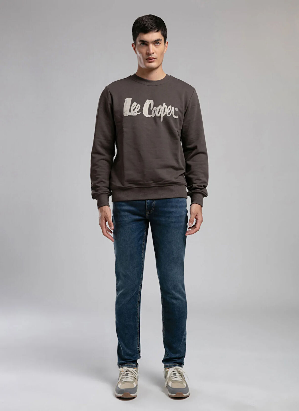 Lee Cooper Yuvarlak Yaka Kahve Erkek Sweatshırt 261 LCM 241041 JEFFI KAHVE