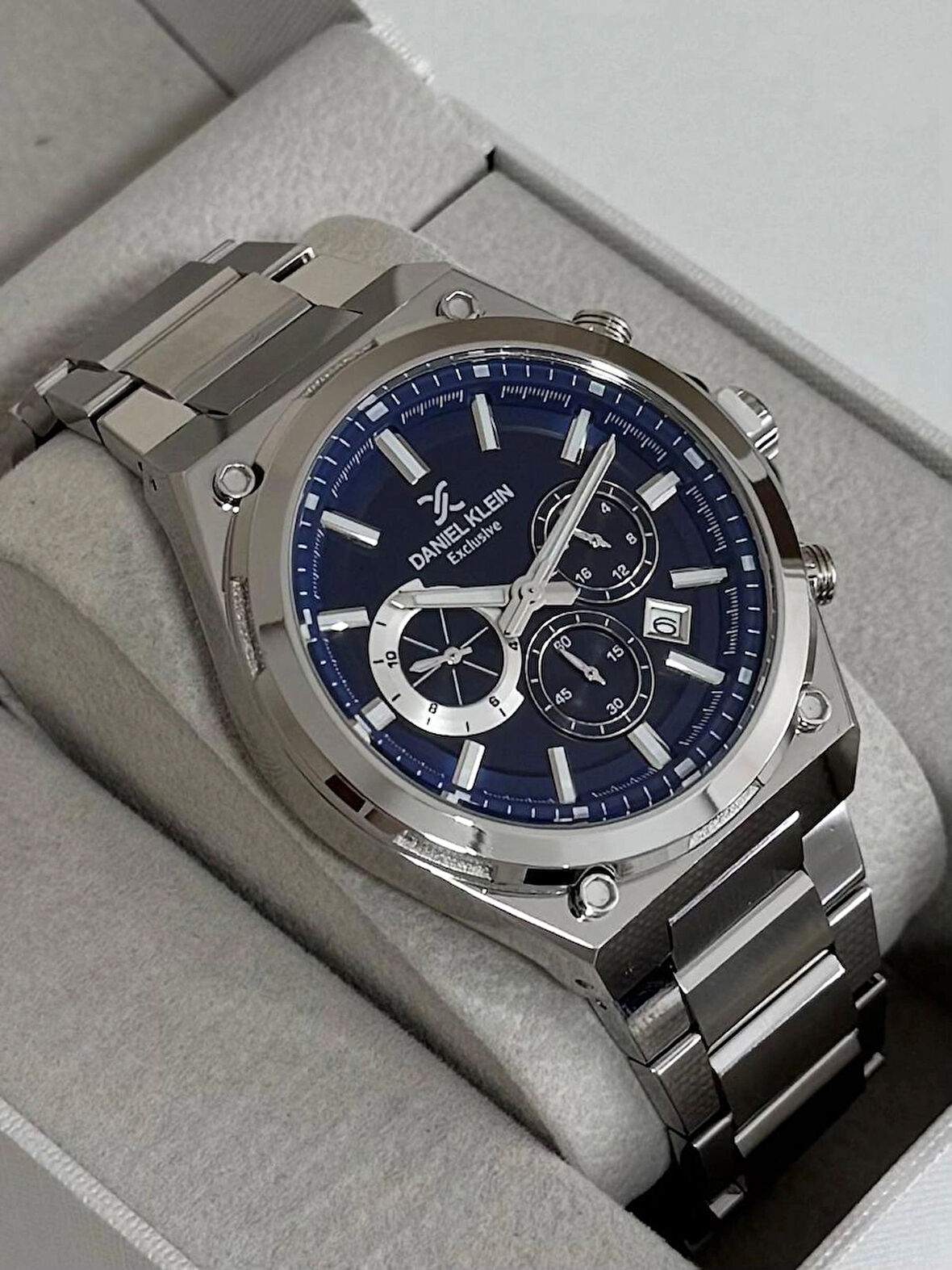 DANİEL KLEİN ERKEK KOL SAATİ ÇELİK KASA - KORDON 3 ATM SUYA DAYANIKLI