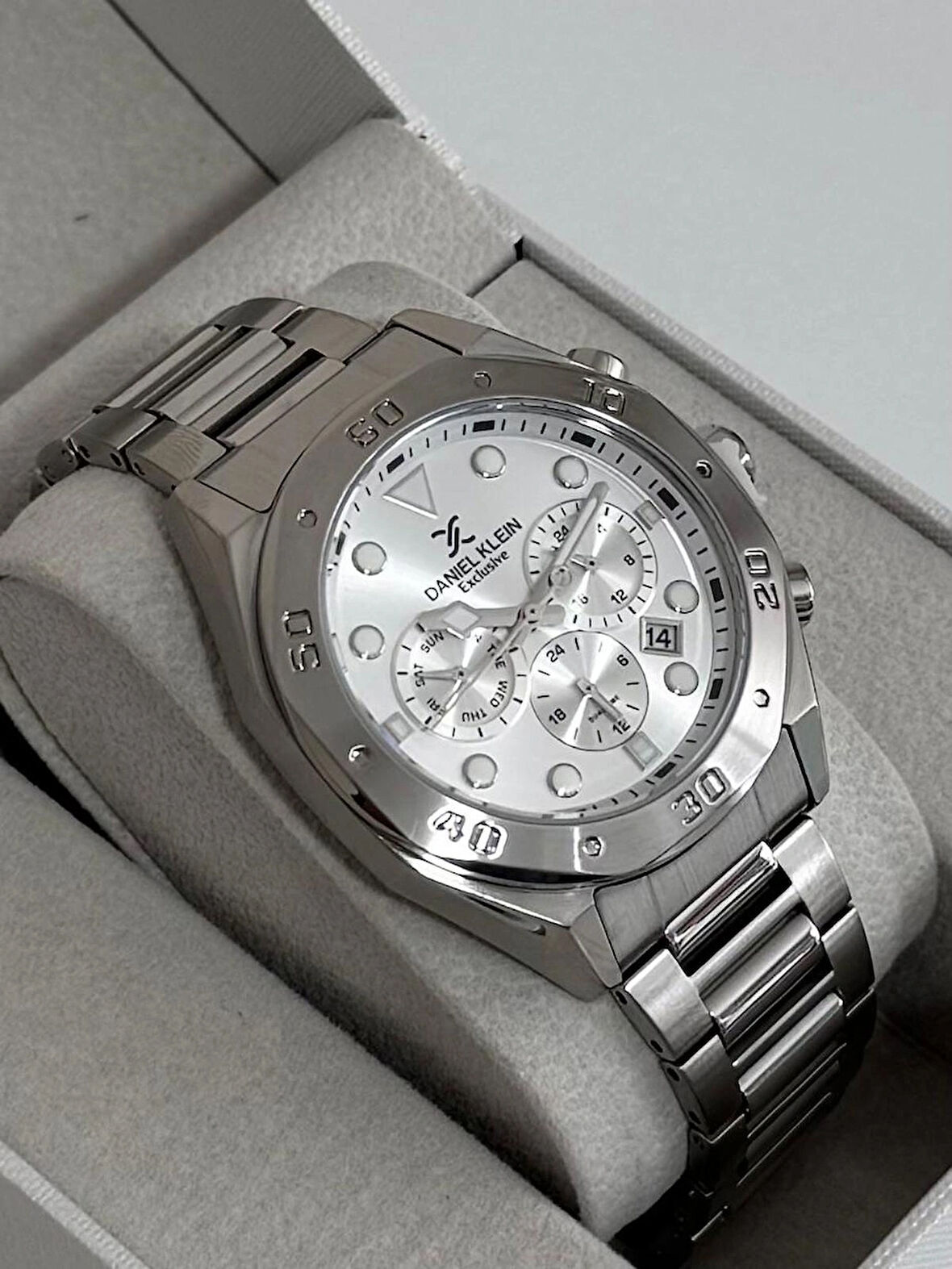 DANİEL KLEİN ERKEK KOL SAATİ ÇELİK KASA - KORDON 3 ATM SUYA DAYANIKLI