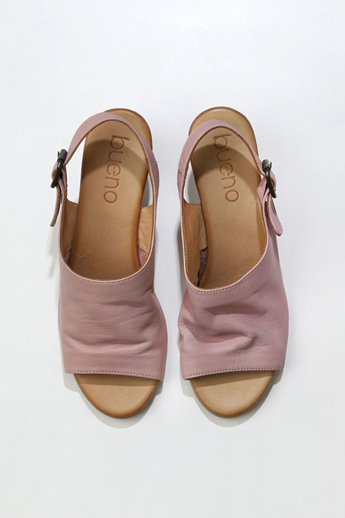 Bueno Shoes Gül Kurusu Deri Kadın Topuklu Sandalet 01wn1513