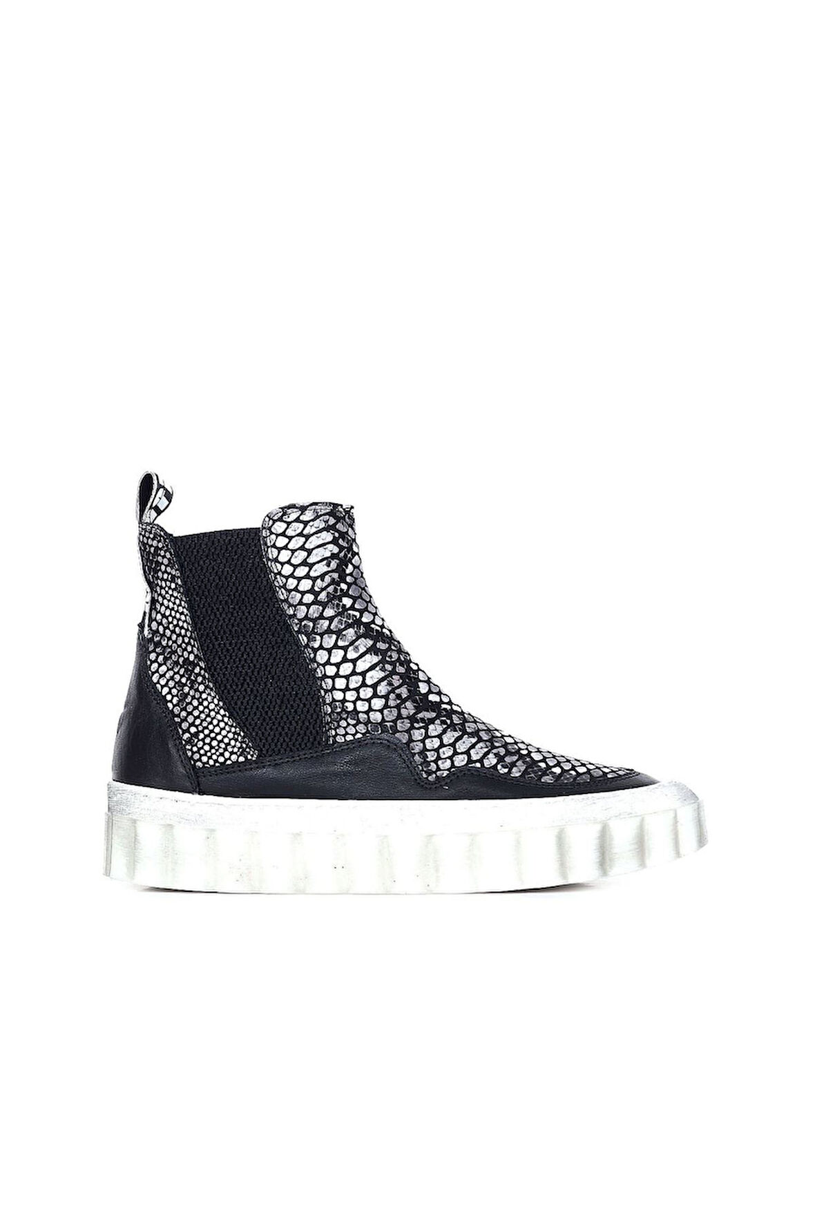 Bueno Shoes Siyah Deri Kadın Spor Bot 01wr8601