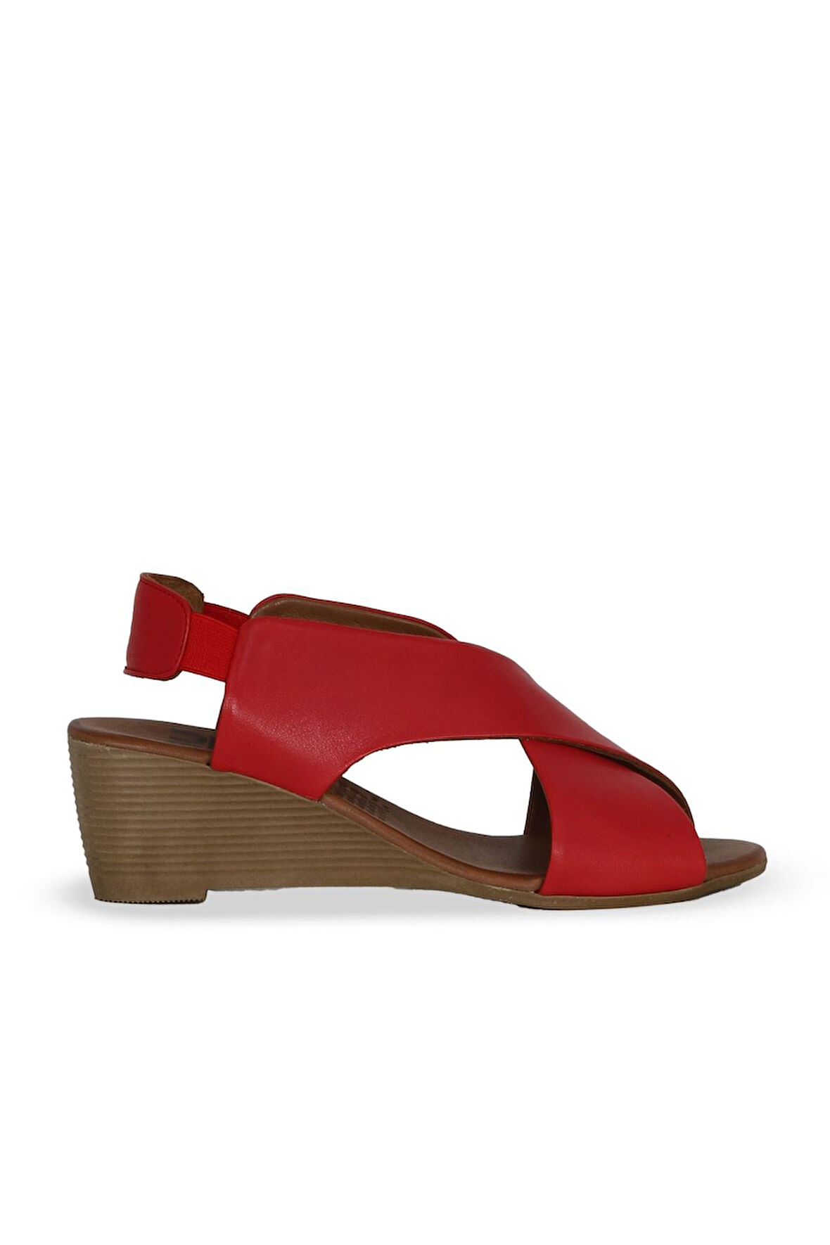 Bueno Shoes Kırmızı Deri Kadın Dolgu Topuklu Sandalet 01we4004