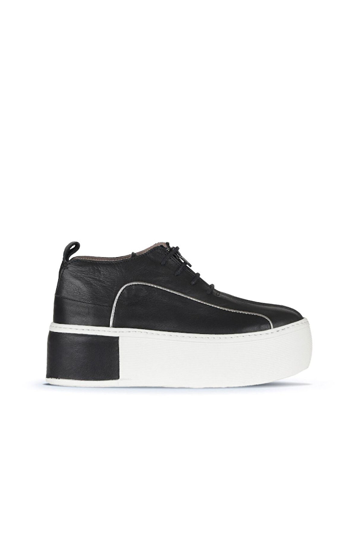 Bueno Shoes Siyah Deri Kadın Dolgu Topuklu Ayakkabı 01ws7001