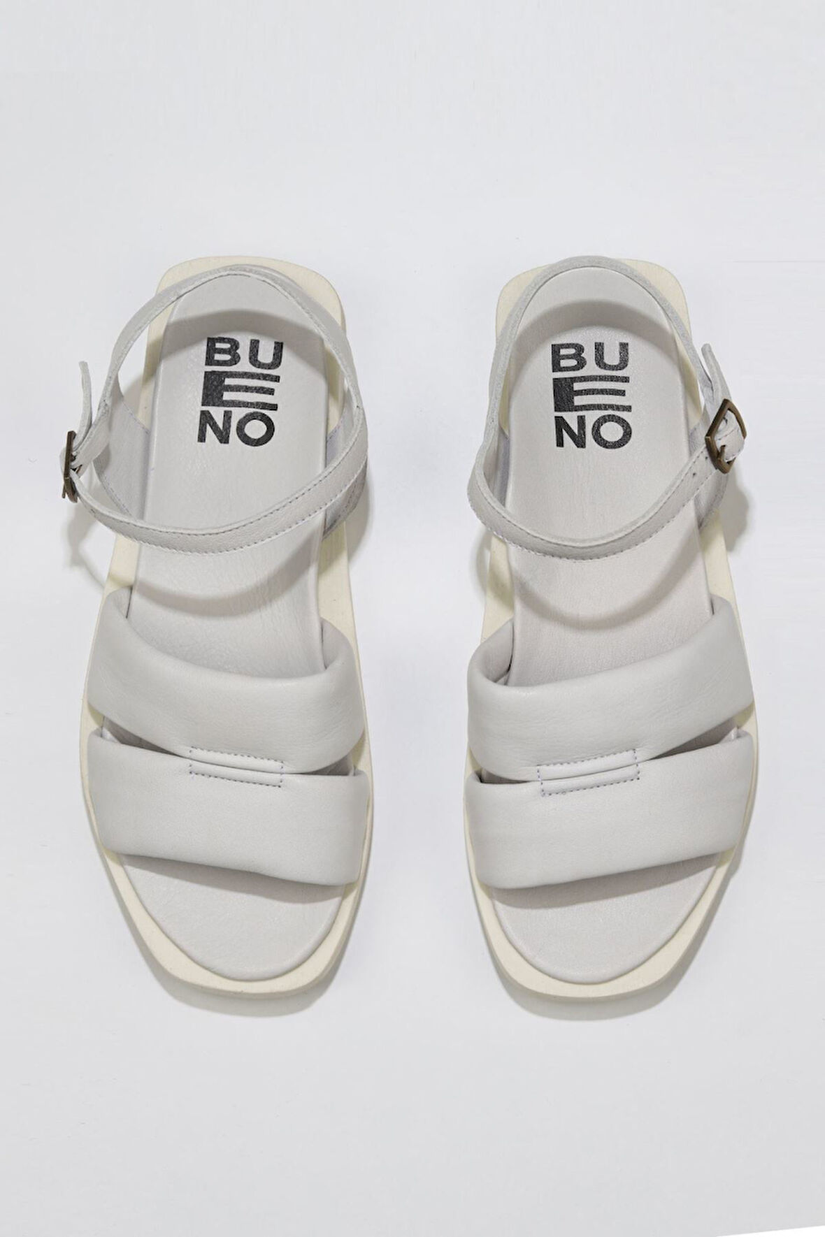 Bueno Shoes Beyaz Kırık Deri Kadın Sandalet 01ws2824