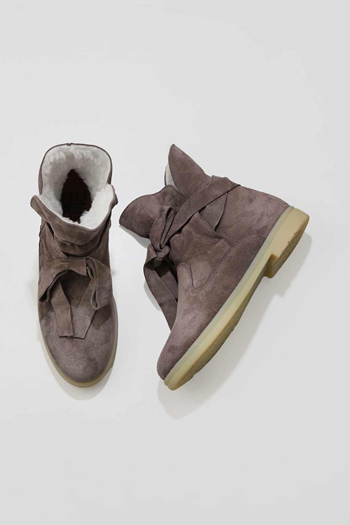 Bueno Shoes Vizon Süet Kadın Düz Bot 01wt3303