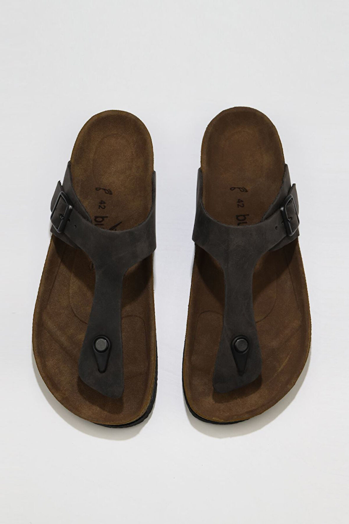 Bueno Shoes Asfalt Greyzi Deri Erkek Parmak Arası Terlik 05mt101