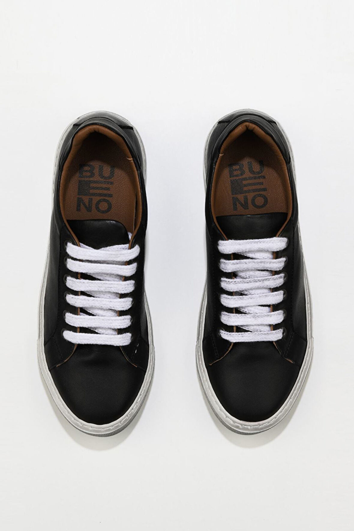 Bueno Shoes Siyah Deri Kadın Düz Ayakkabı 01wr1813