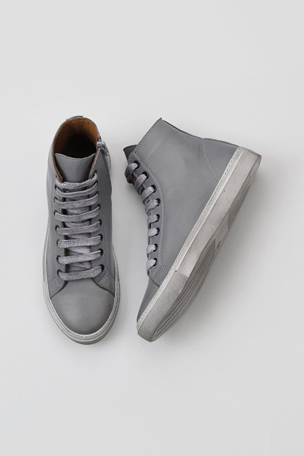 Bueno Shoes Gri Koyu Deri Kadın Spor Bot 01wr1814