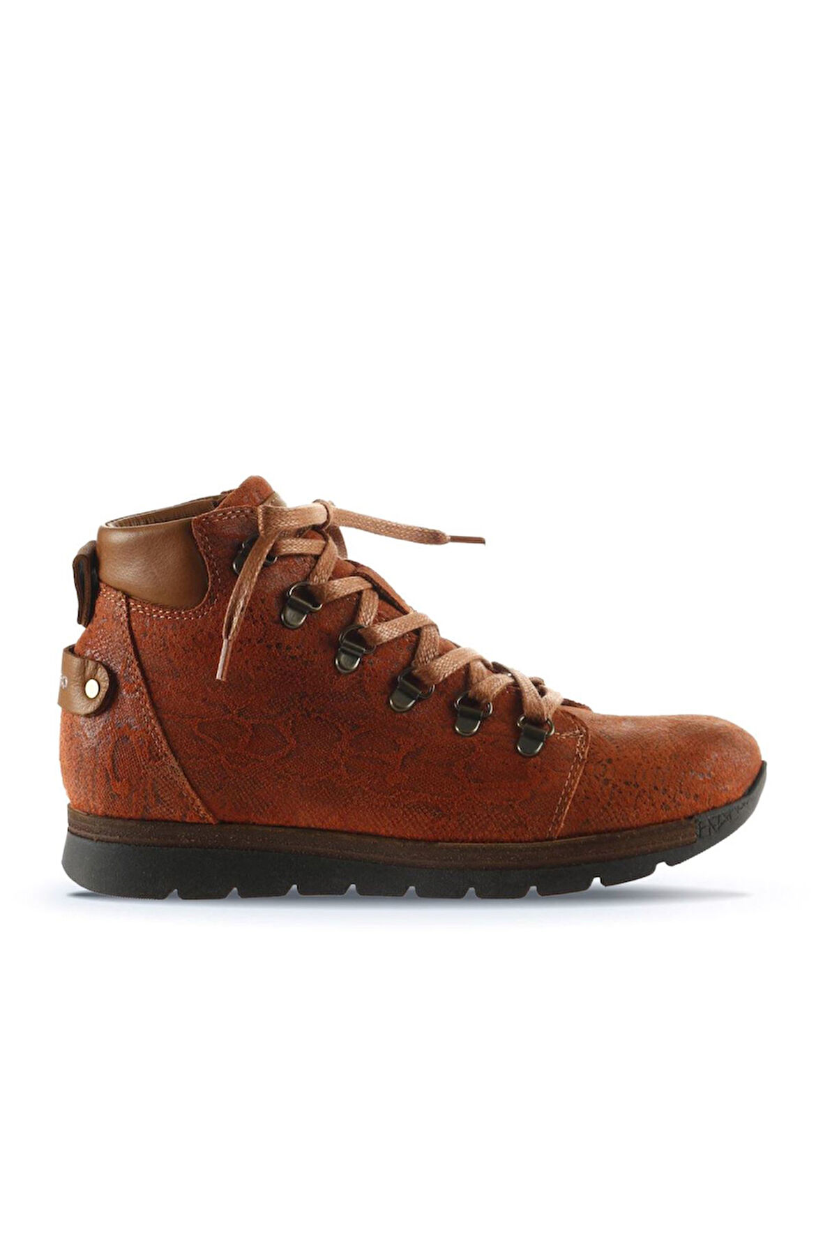 Bueno Shoes Kiremit Deri Kadın Spor Bot 01wr11902