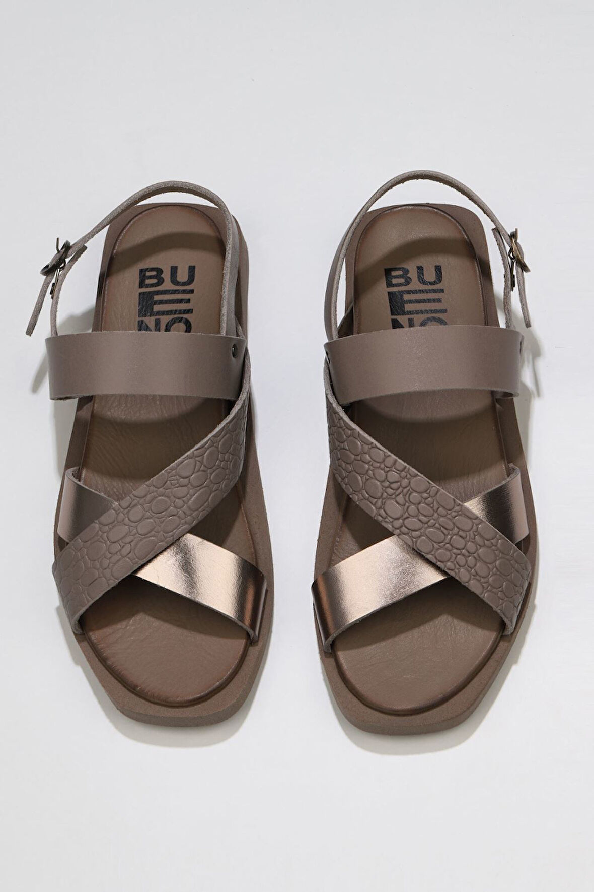 Bueno Shoes Gri Deri Kadın Sandalet 01ws2816