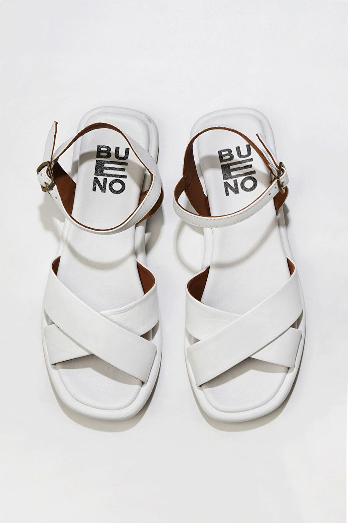 Bueno Shoes Beyaz Deri Kadın Sandalet 01wu4118