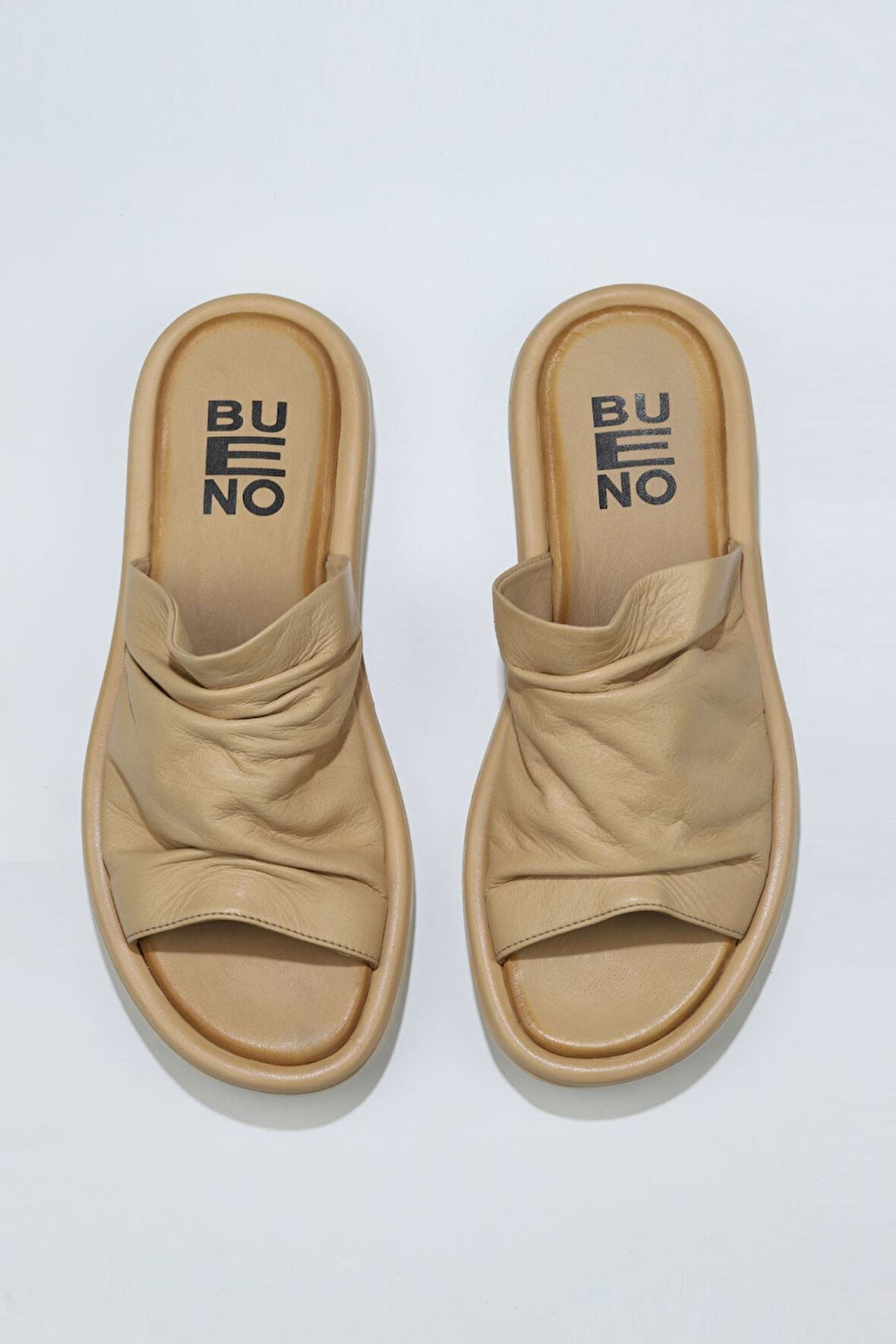 Bueno Shoes Bej Deri Kadın Düz Terlik 01wu5900