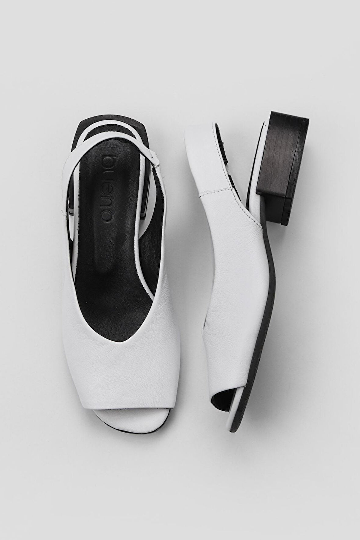 Bueno Shoes Beyaz Deri Kadın Topuklu Sandalet 01ws4901