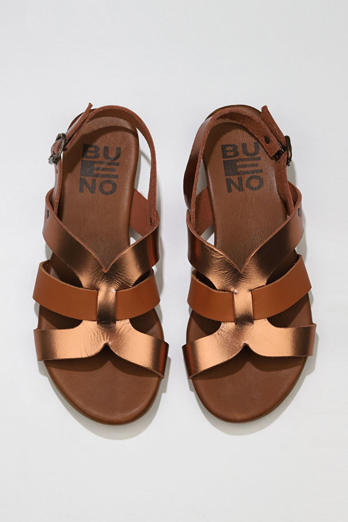 Bueno Shoes Taba Parlak Deri Kadın Düz Sandalet 01wu7422
