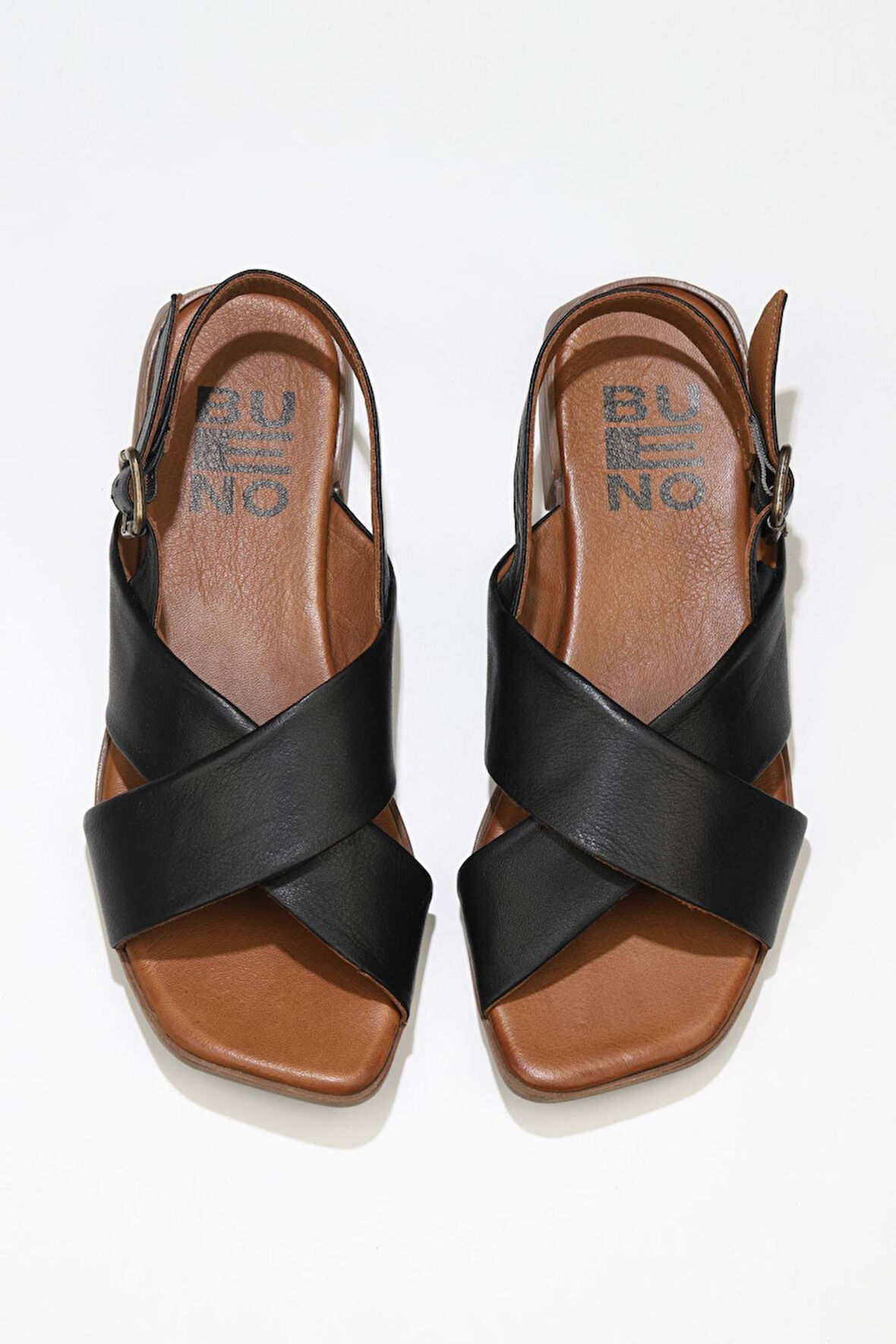 Bueno Shoes Siyah Deri Kadın Sandalet 01wl4201