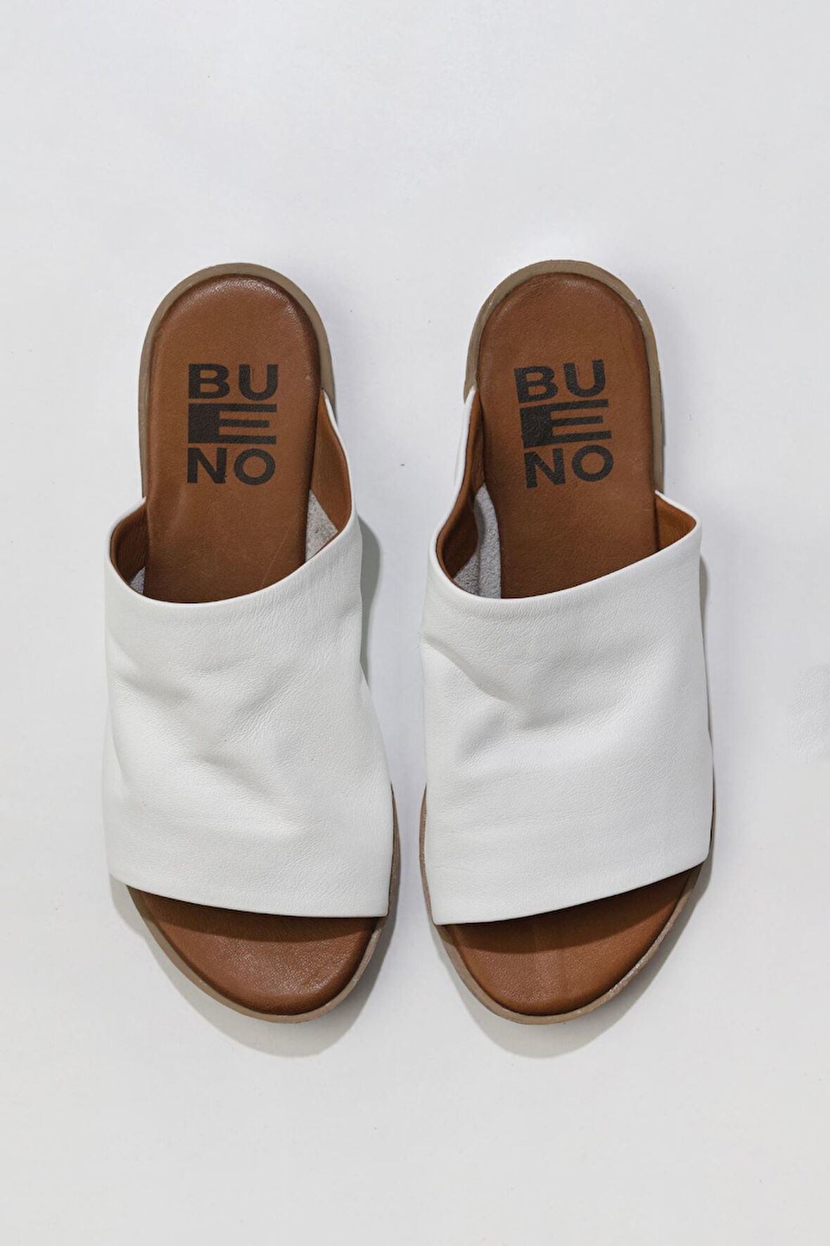 Bueno Shoes Beyaz Deri Kadın Düz Terlik 01wq2009