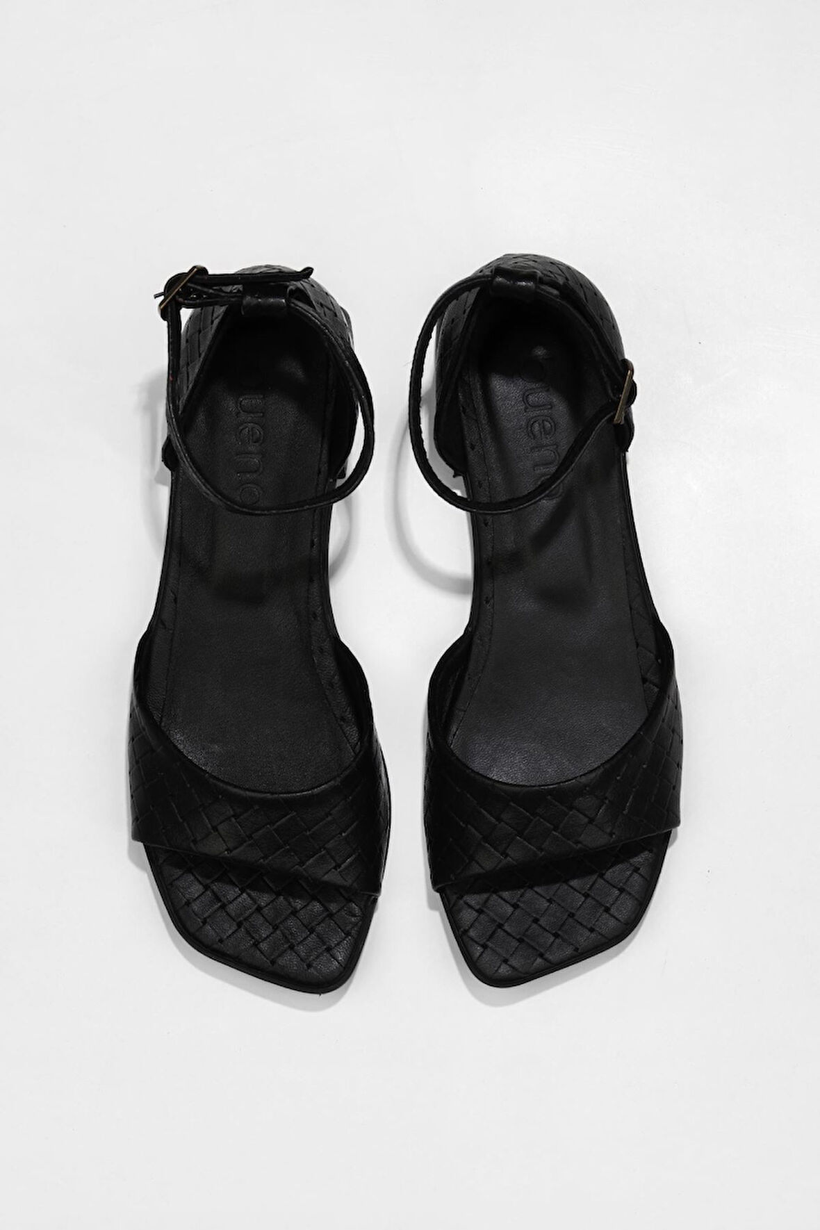 Bueno Shoes Siyah Deri Kadın Sandalet 01wu1808