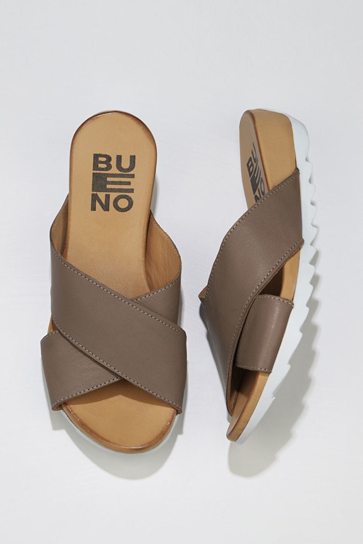 Bueno Shoes Gri Deri Kadın Düz Terlik 01ws0502