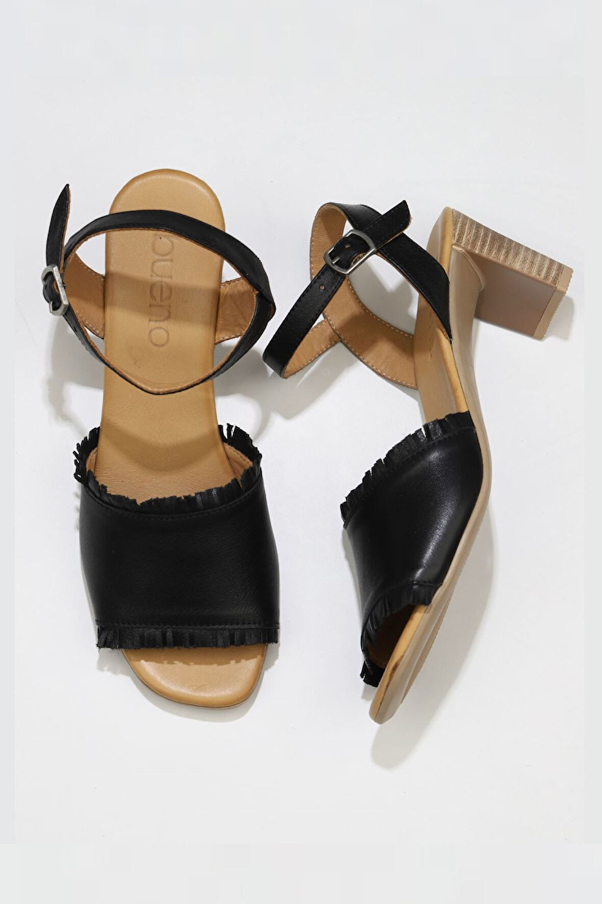 Bueno Shoes Siyah Deri Kadın Topuklu Sandalet 01wn4005