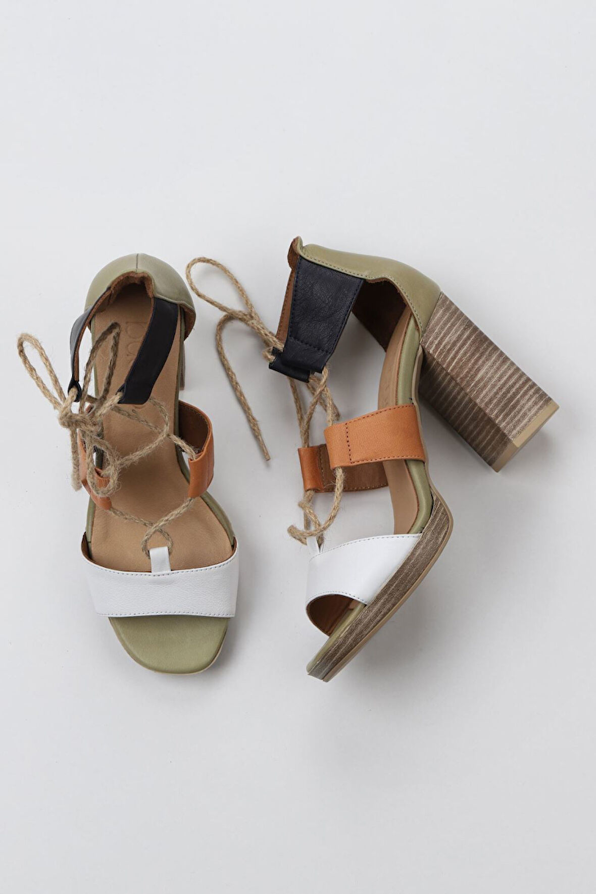 Bueno Shoes Beyaz Multi Deri Kadın Topuklu Sandalet 01wq4605