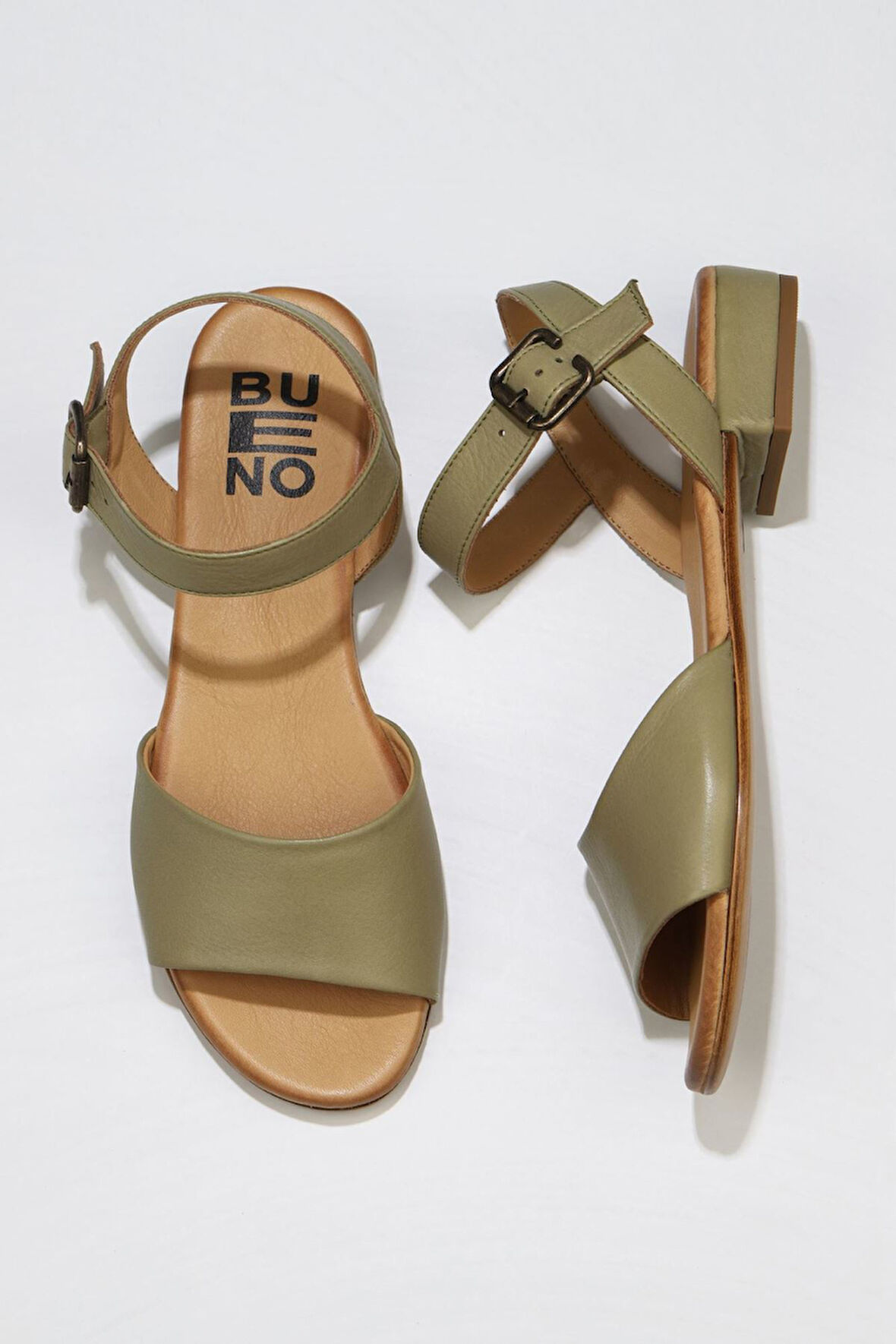 Bueno Shoes Haki Deri Kadın Düz Sandalet 01wu3101