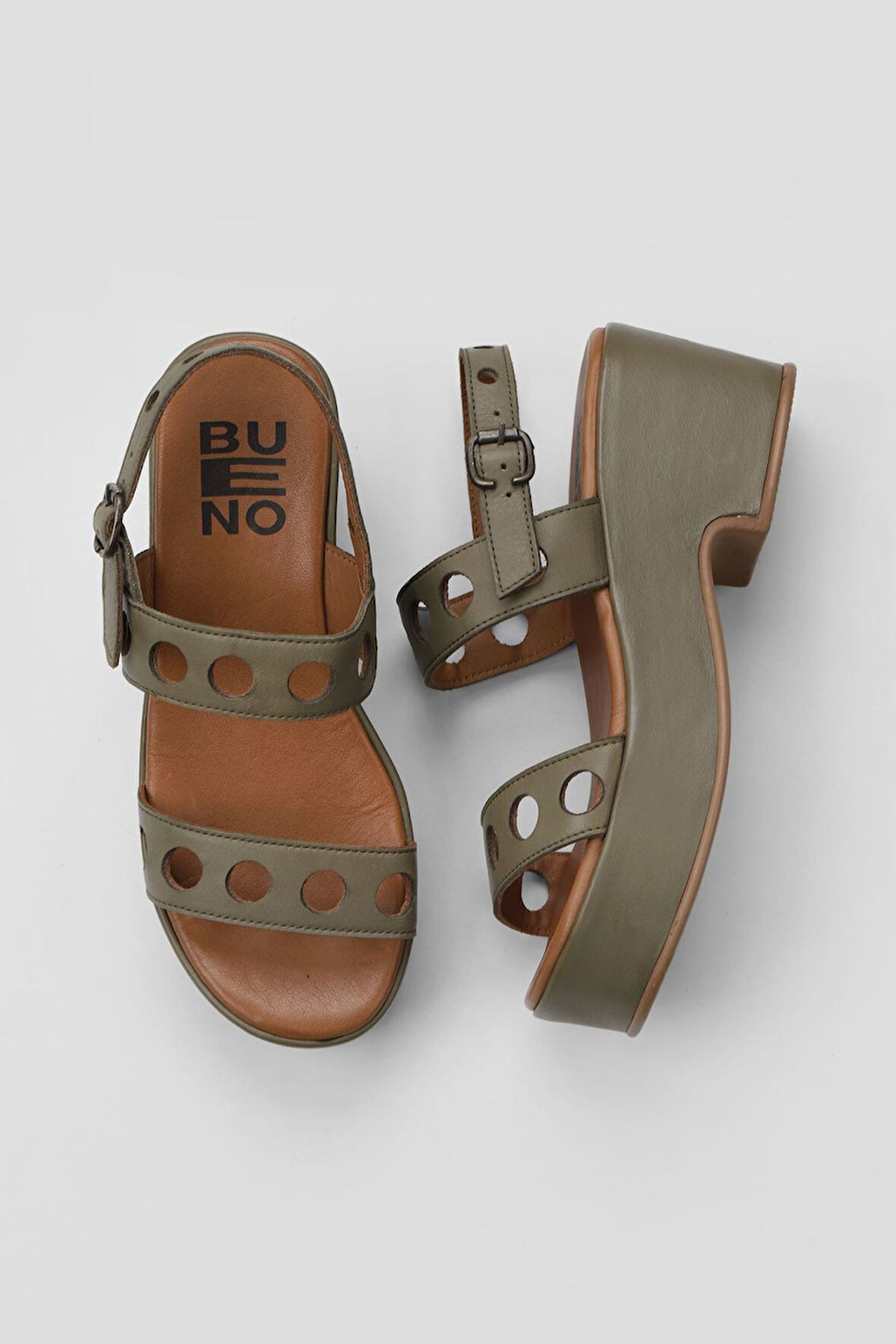 Bueno Shoes Yeşil Deri Kadın Dolgu Topuklu Sandalet 01wu8105