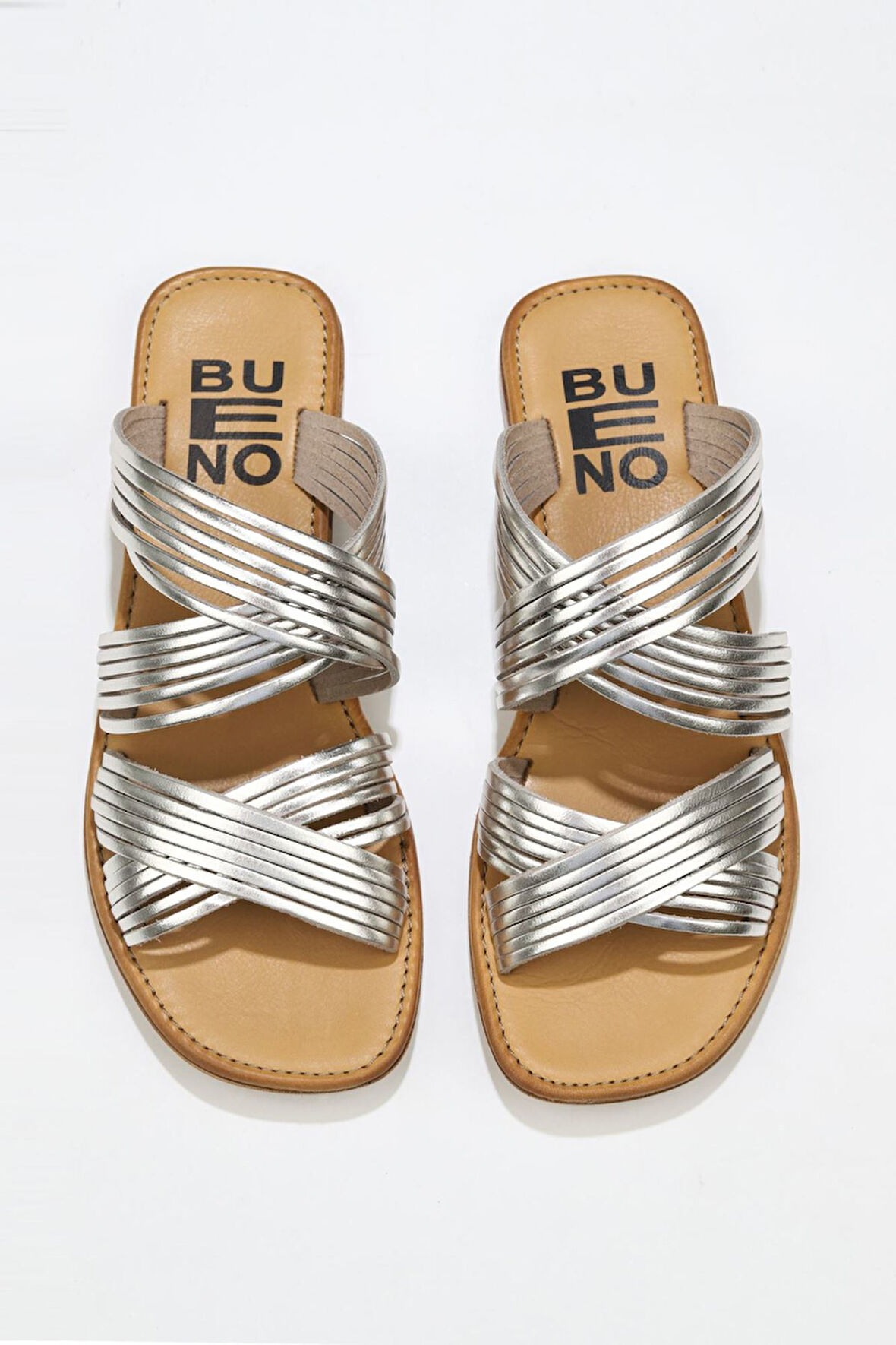 Bueno Shoes Bej Parlak Deri Kadın Düz Terlik 01wu3422