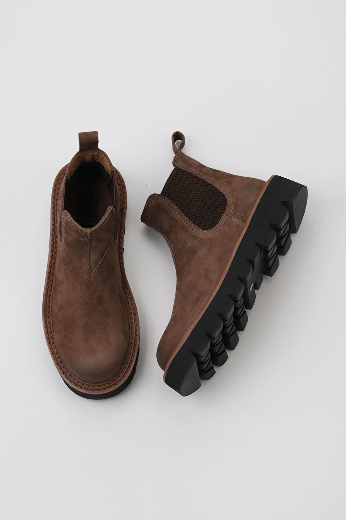 Bueno Shoes Kahverengi Nubuk Kadın Düz Bot 01wv10200
