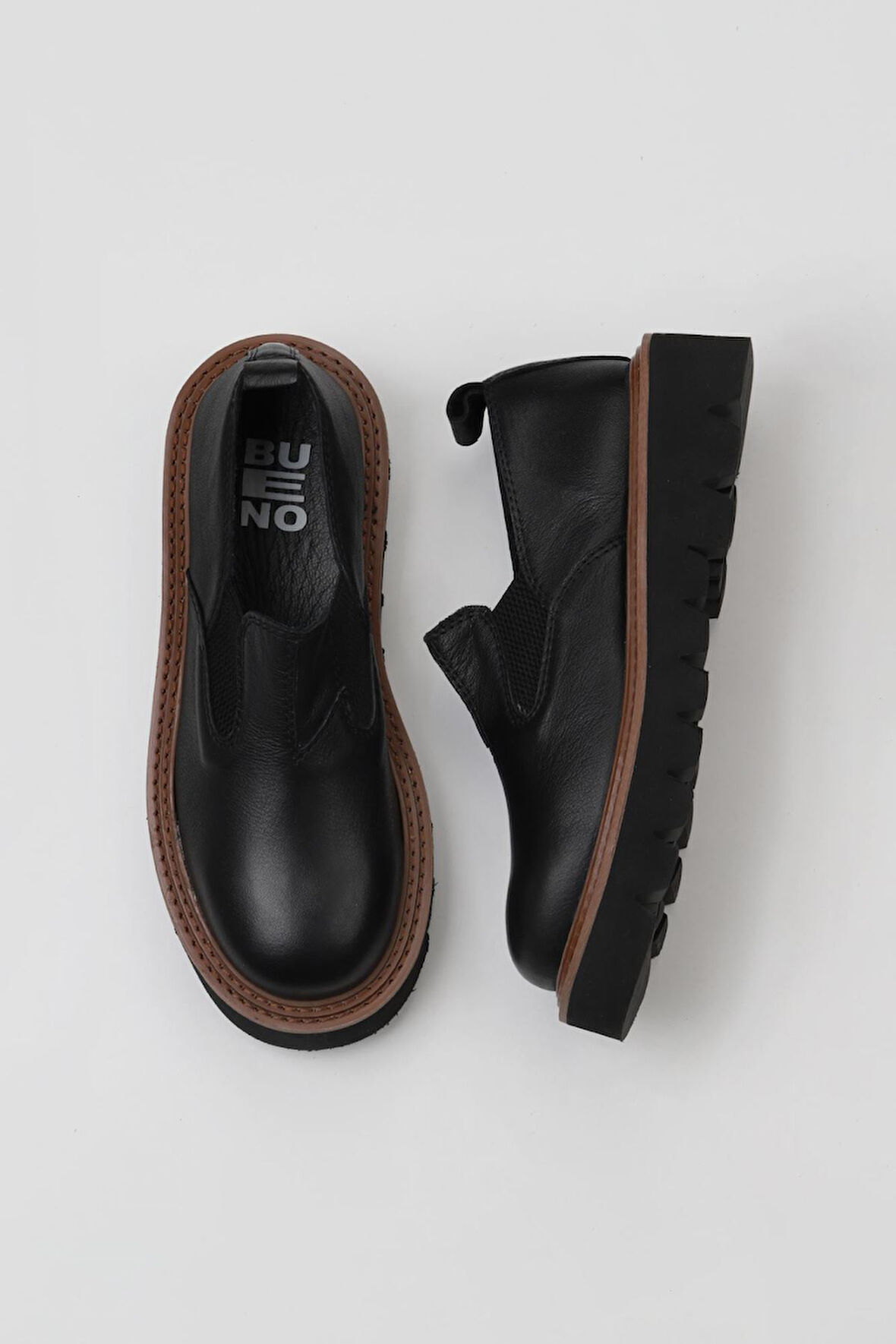 Bueno Shoes Siyah Deri Kadın Dolgu Topuklu Ayakkabı 01wv10207