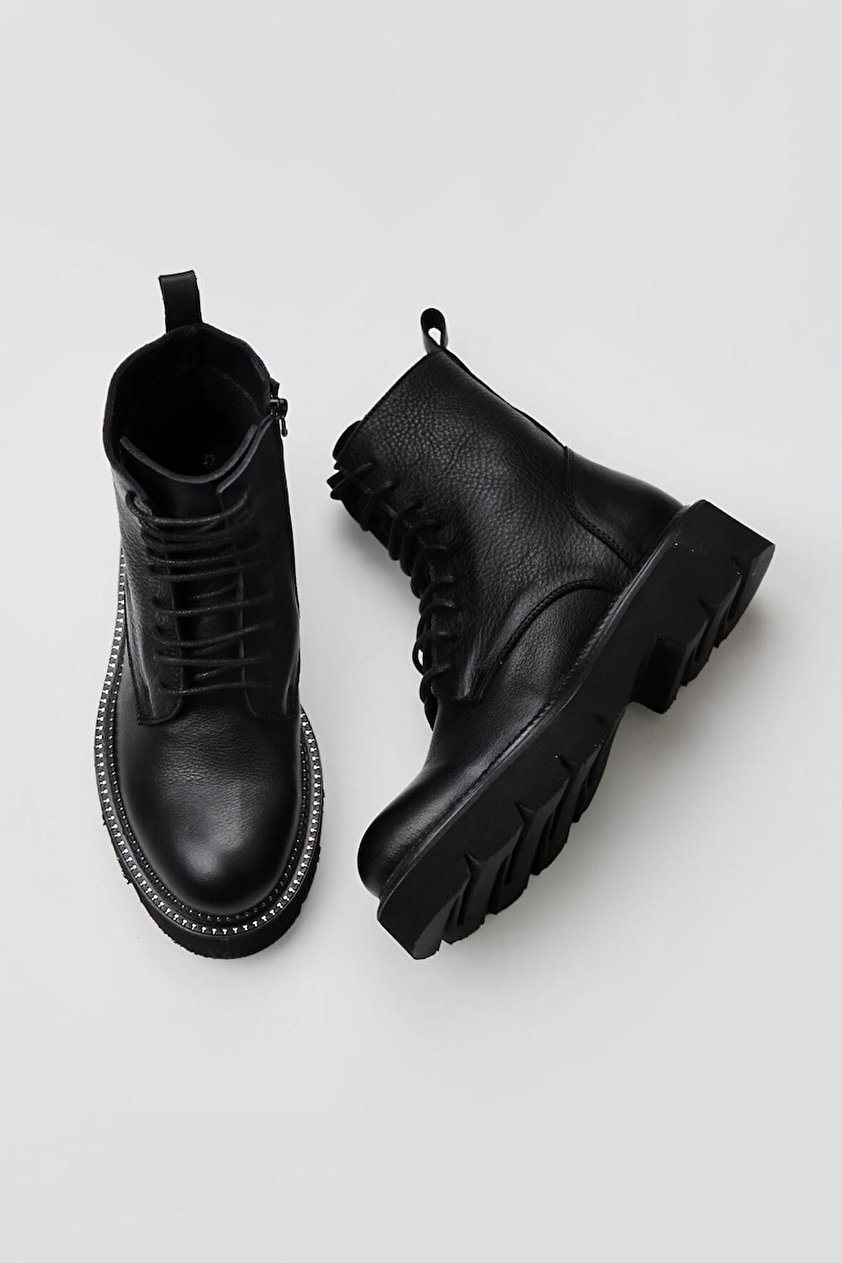 Bueno Shoes Siyah Flotter Deri Kadın Düz Bot 01wt1100