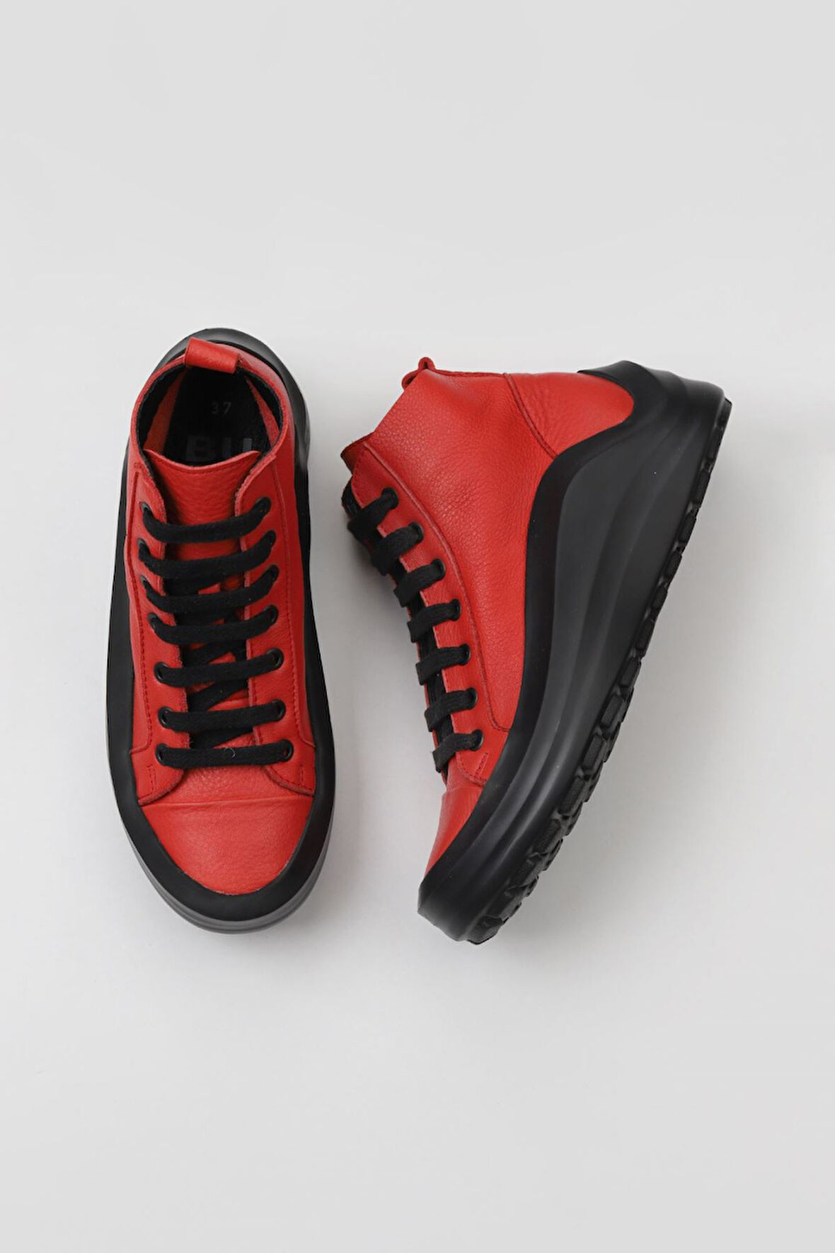 Bueno Shoes Kırmızı Flotter Deri Kadın Dolgu Topuklu Bot 01wr3800
