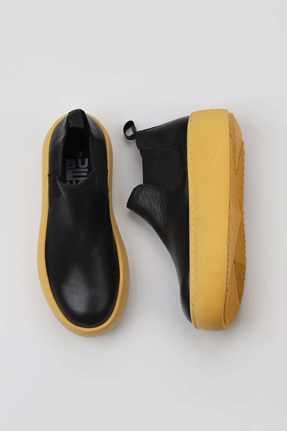 Bueno Shoes Siyah Sarı Deri Kadın Dolgu Topuklu Bot 01wv5505