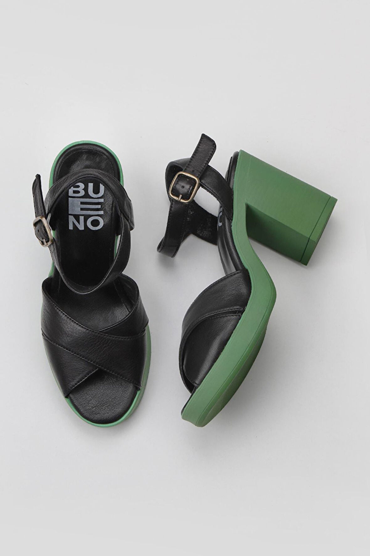 Bueno Shoes Siyah Koyu Yeşil Deri Kadın Topuklu Sandalet 01wy12301