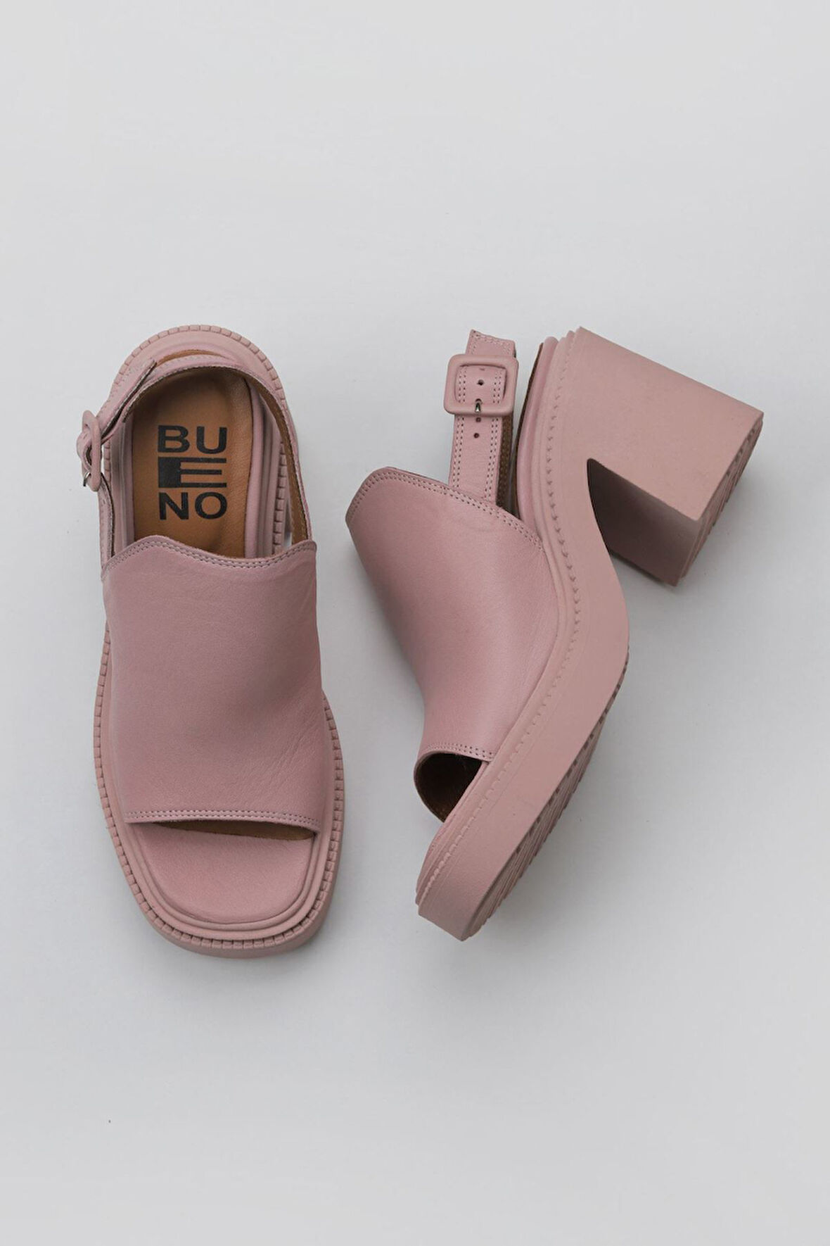 Bueno Shoes Gül Kurusu Deri Kadın Topuklu Sandalet 01wy12700