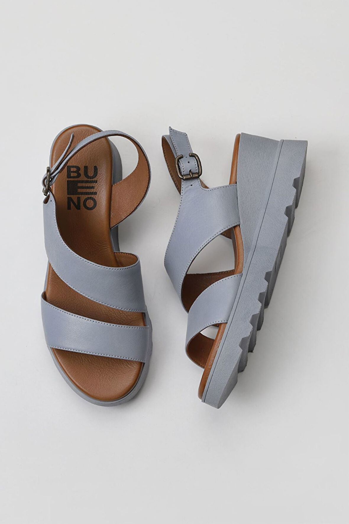 Bueno Shoes Mavi Deri Kadın Dolgu Topuklu Sandalet 01wy8602