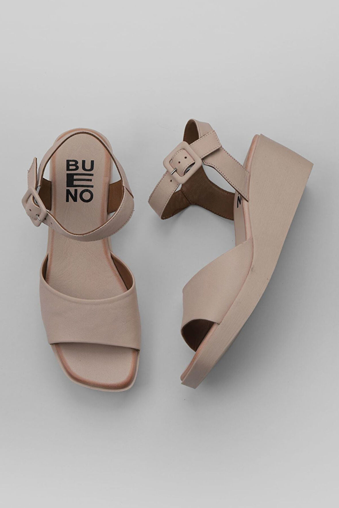 Bueno Shoes Pembe Pembe Deri Kadın Dolgu Topuklu Sandalet 01wy2400