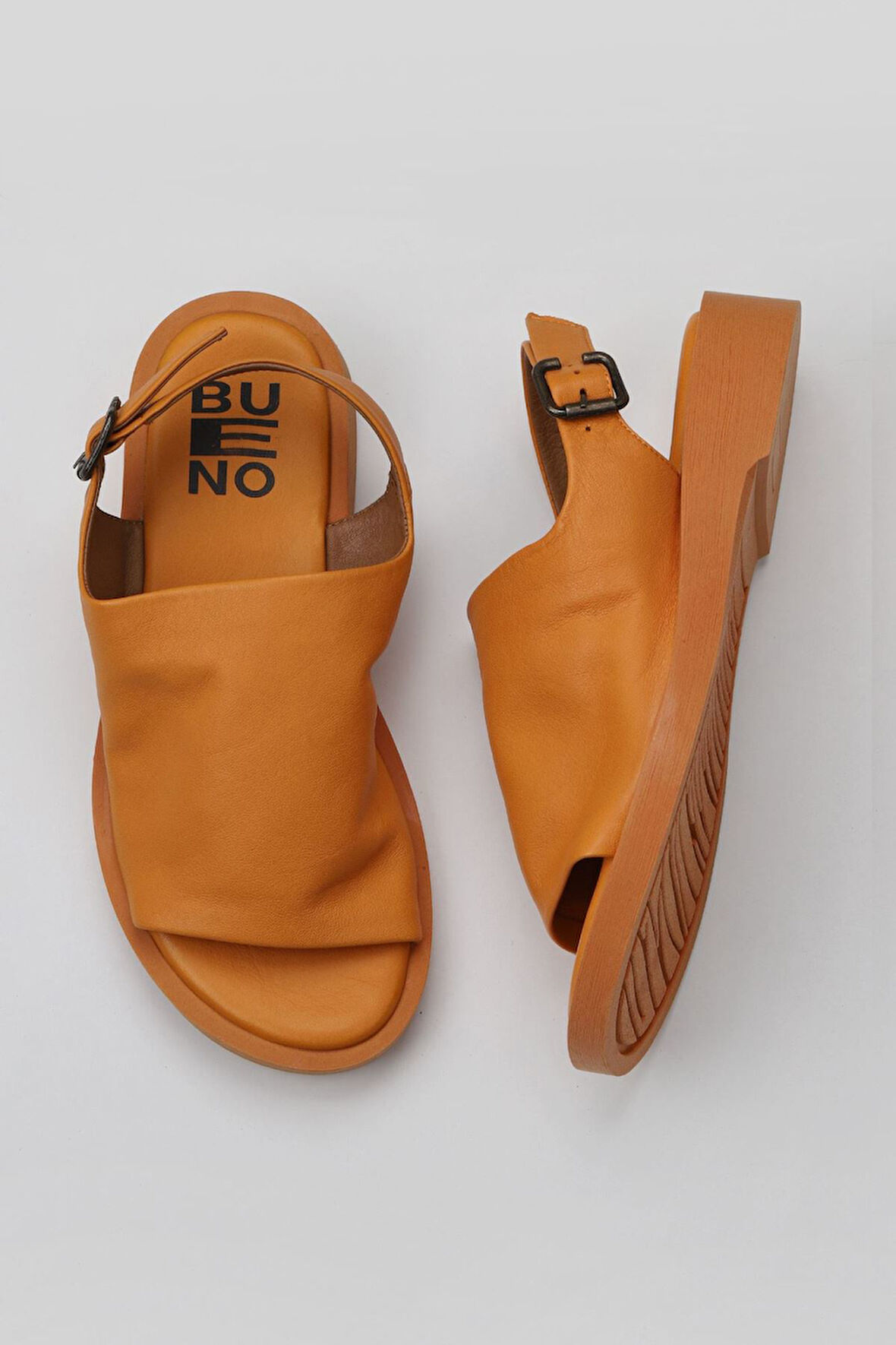 Bueno Shoes Turuncu Deri Kadın Düz Sandalet 01wy2917