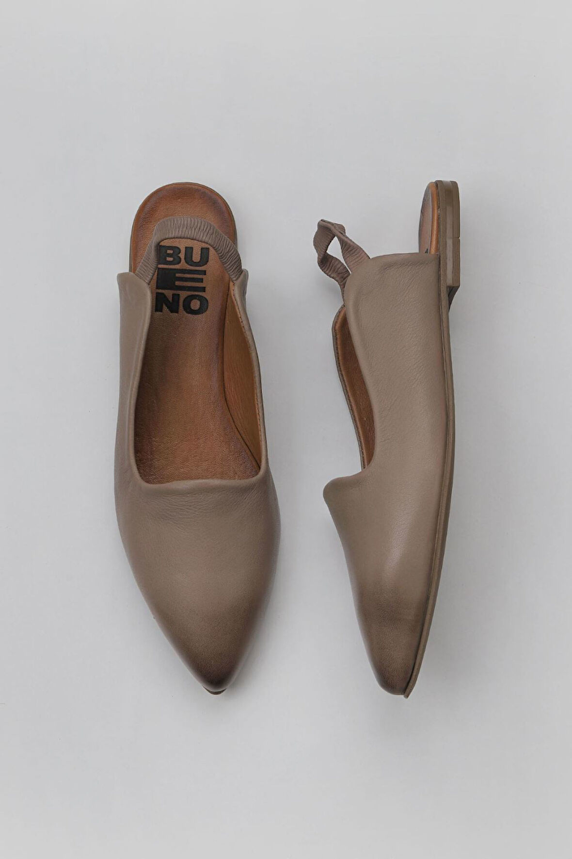 Bueno Shoes Gri Deri Kadın Düz Sandalet 01wy1802