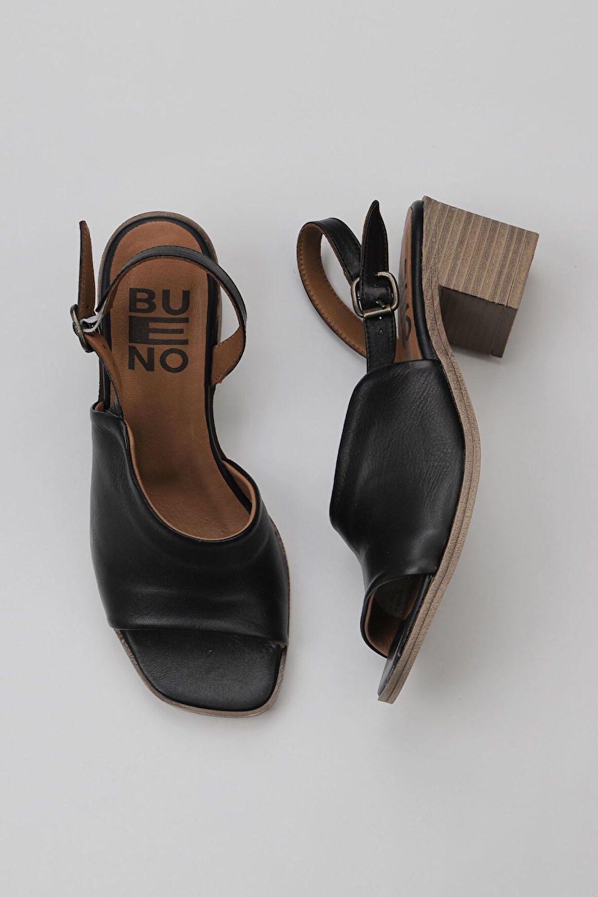 Bueno Shoes Siyah Deri Kadın Topuklu Sandalet 01wy4900
