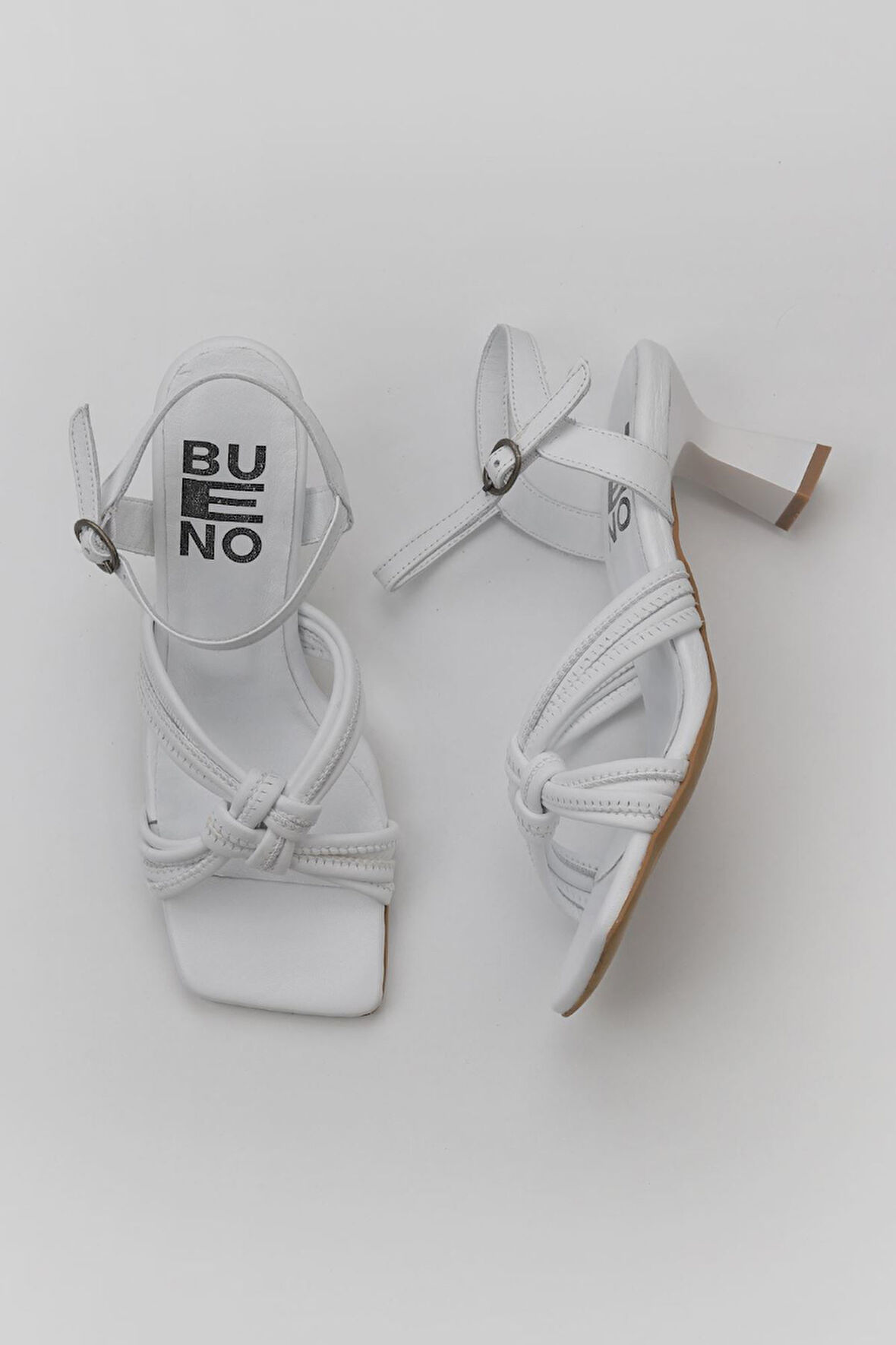 Bueno Shoes Beyaz Deri Kadın Topuklu Sandalet 01wy6805