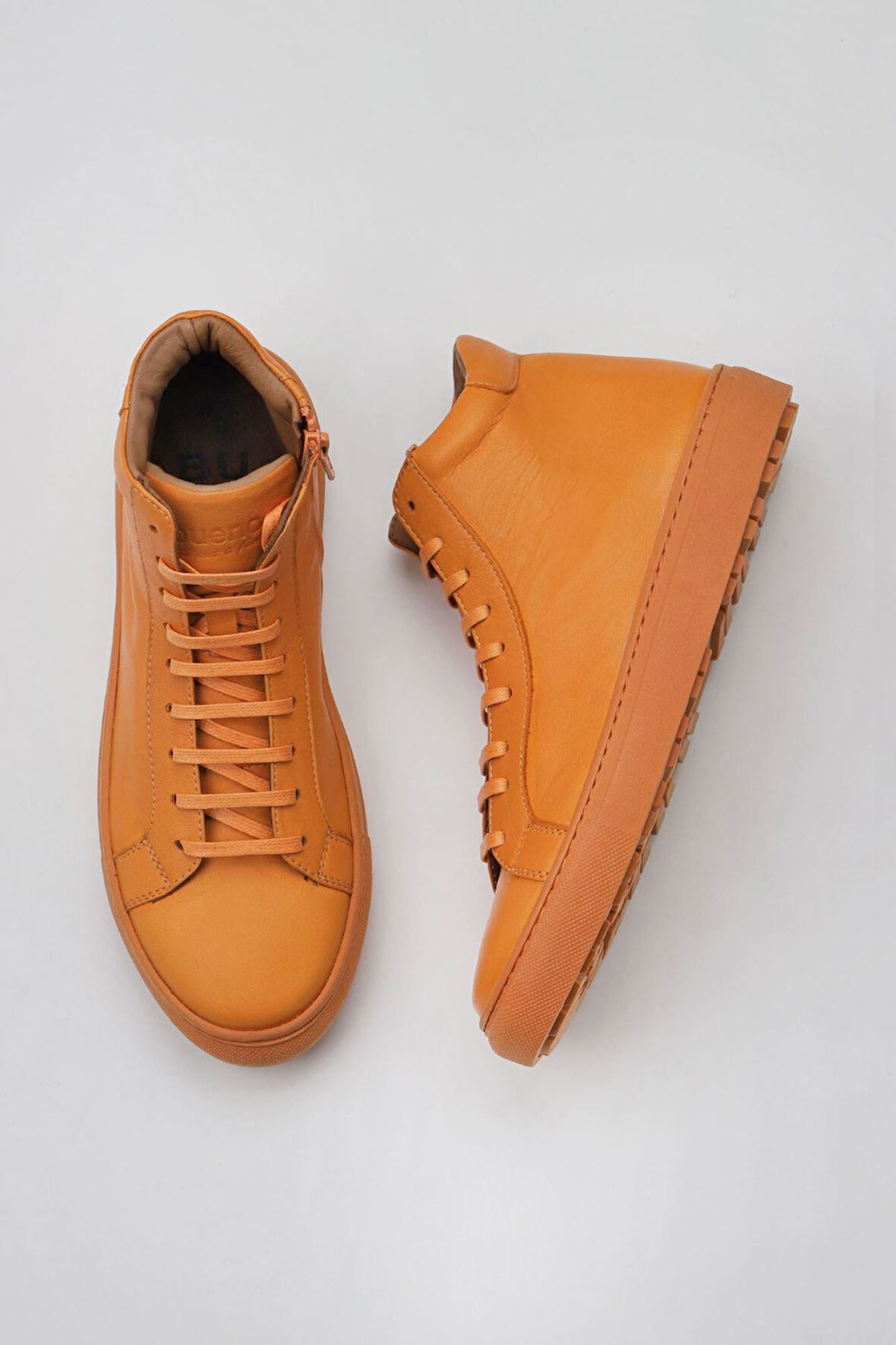 Bueno Shoes Turuncu Deri Kadın Düz Bot 01wz7700