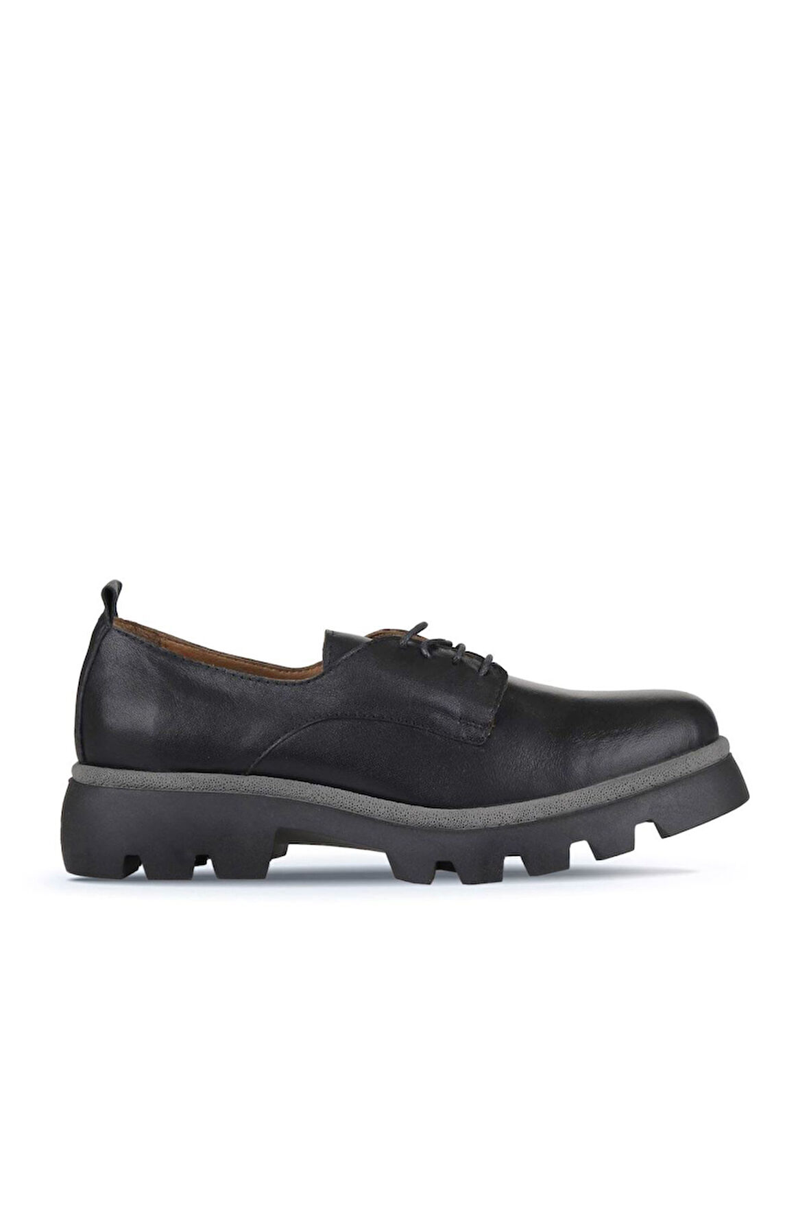 Bueno Shoes Siyah Deri Kadın Klasik Ayakkabı 01wz6501