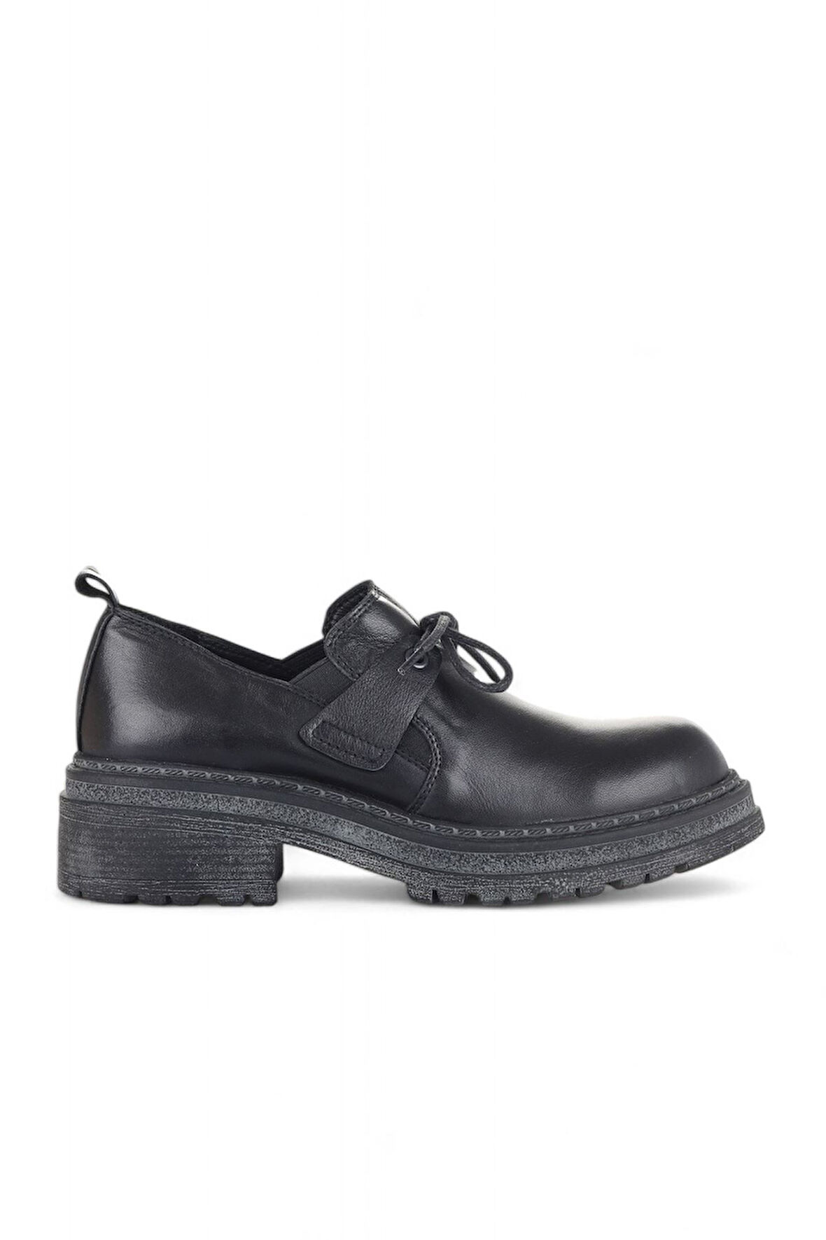Bueno Shoes Siyah Deri Kadın Klasik Ayakkabı 01wd2105