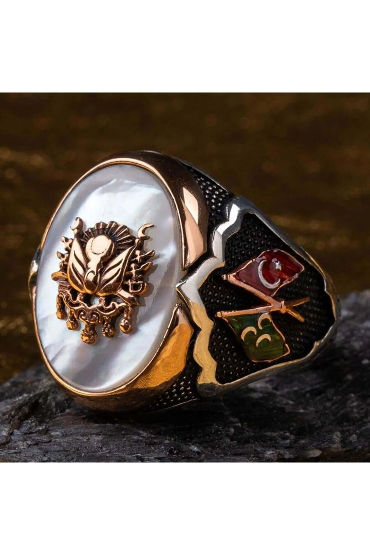 Erkek Sancak Ve Bayraklı Beyaz Sedef Taşlı Gümüş Osmanlı Yüzüğü