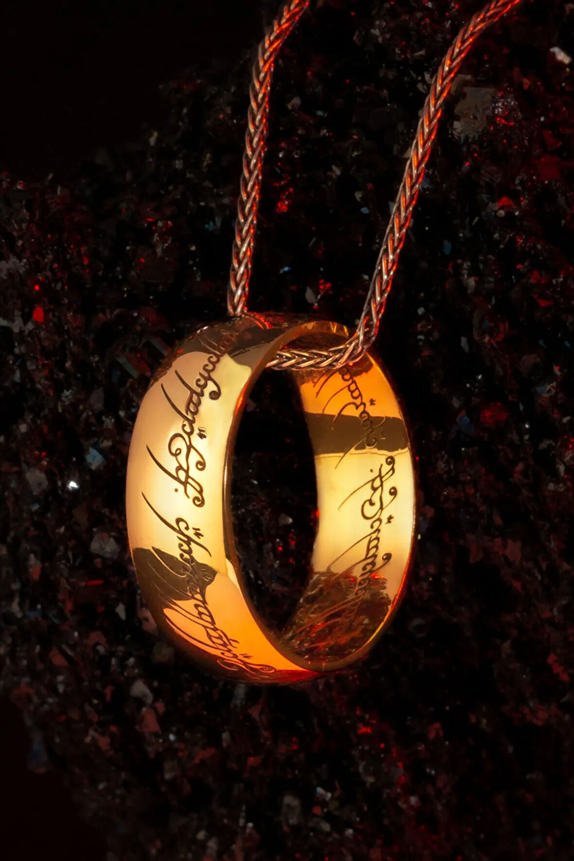 Yüzüklerin Efendisi Güç Yüzükleri Kolyesi Açık Gold Renk Zincirli Model1