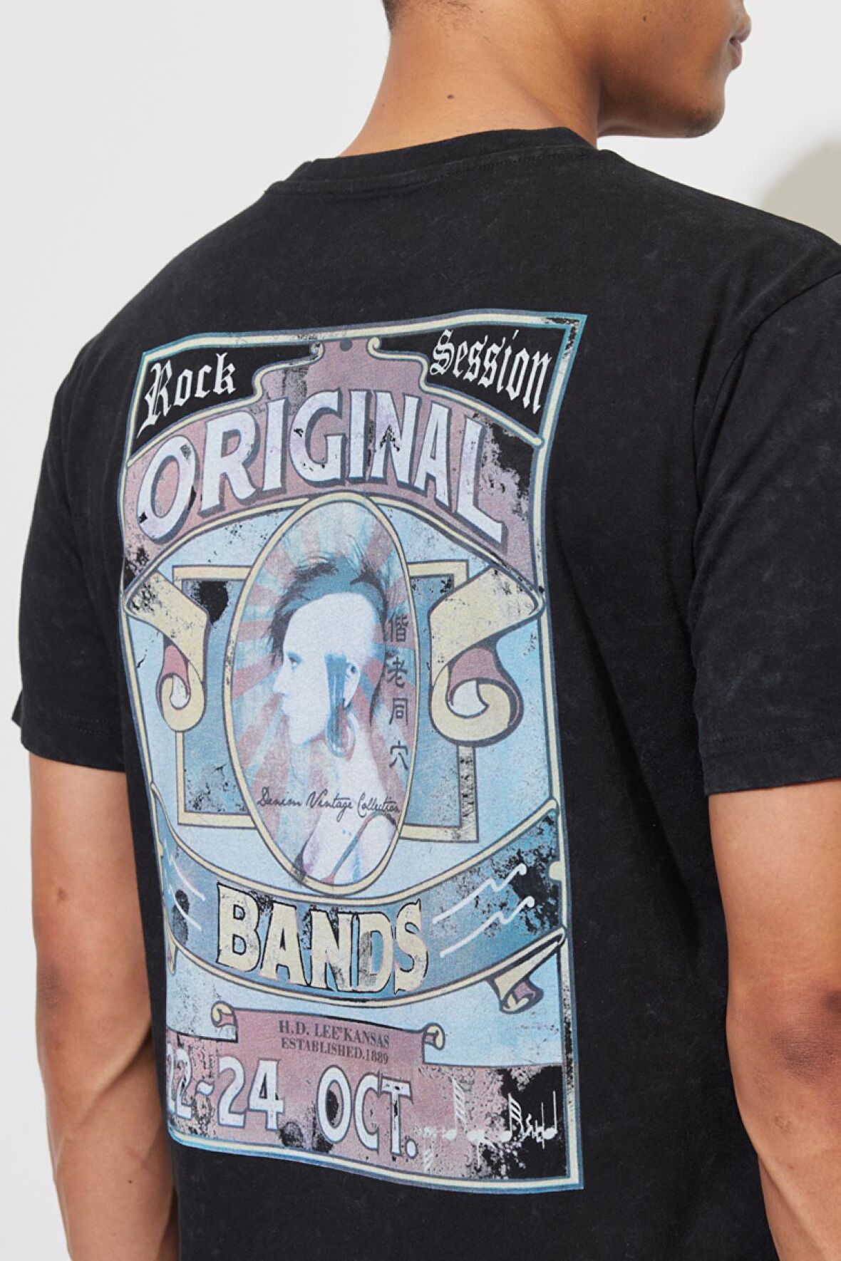 Regular Fit Normal Kesim %100 Pamuk Bisiklet Yaka Siyah Tişört