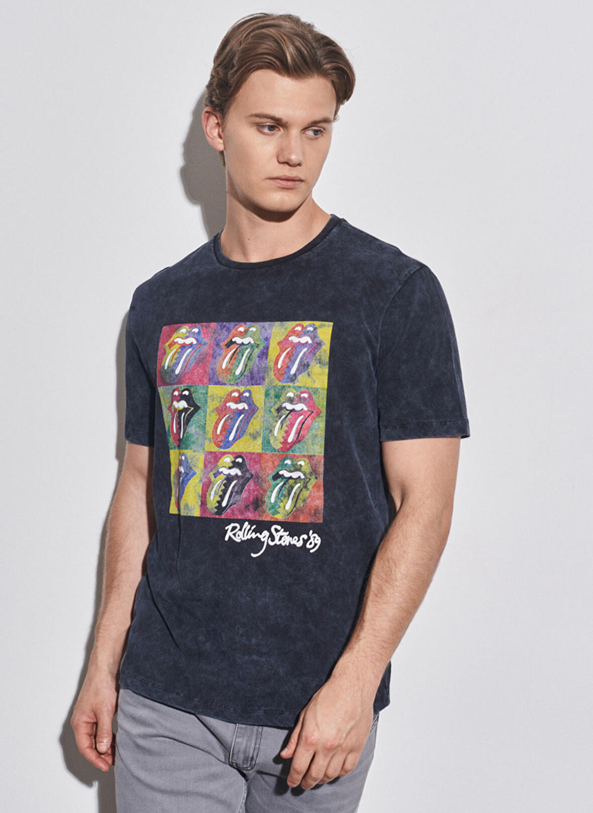 Regular Fit Normal Kesim %100 Pamuk Bisiklet Yaka Siyah Tişört